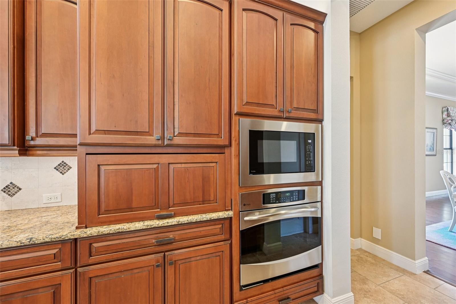 HARBOUR WALK, INLETS, RIVERDALE REV - Residential