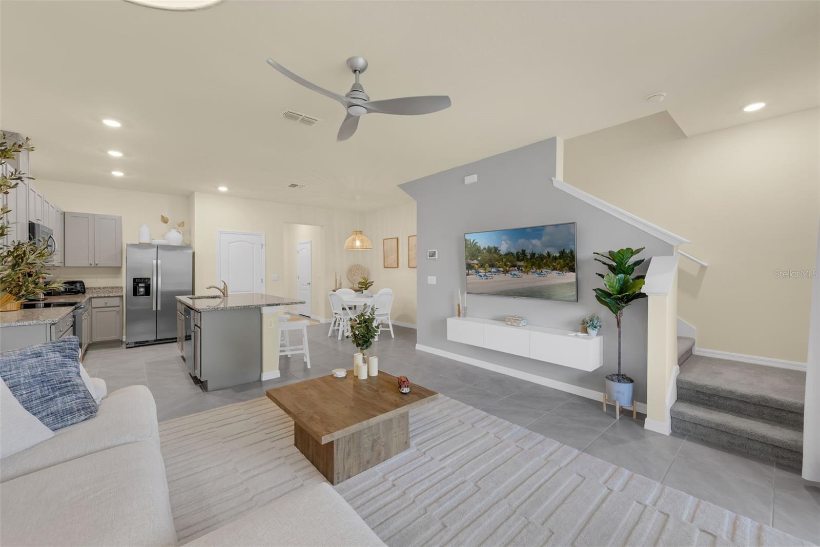 VENEZIA TWNHS - Residential