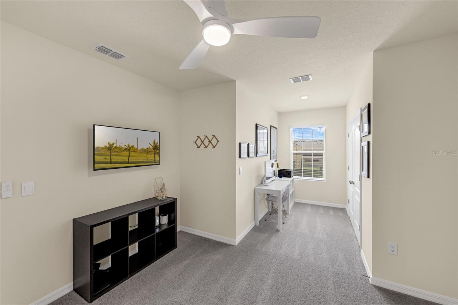 VENEZIA TWNHS - Residential