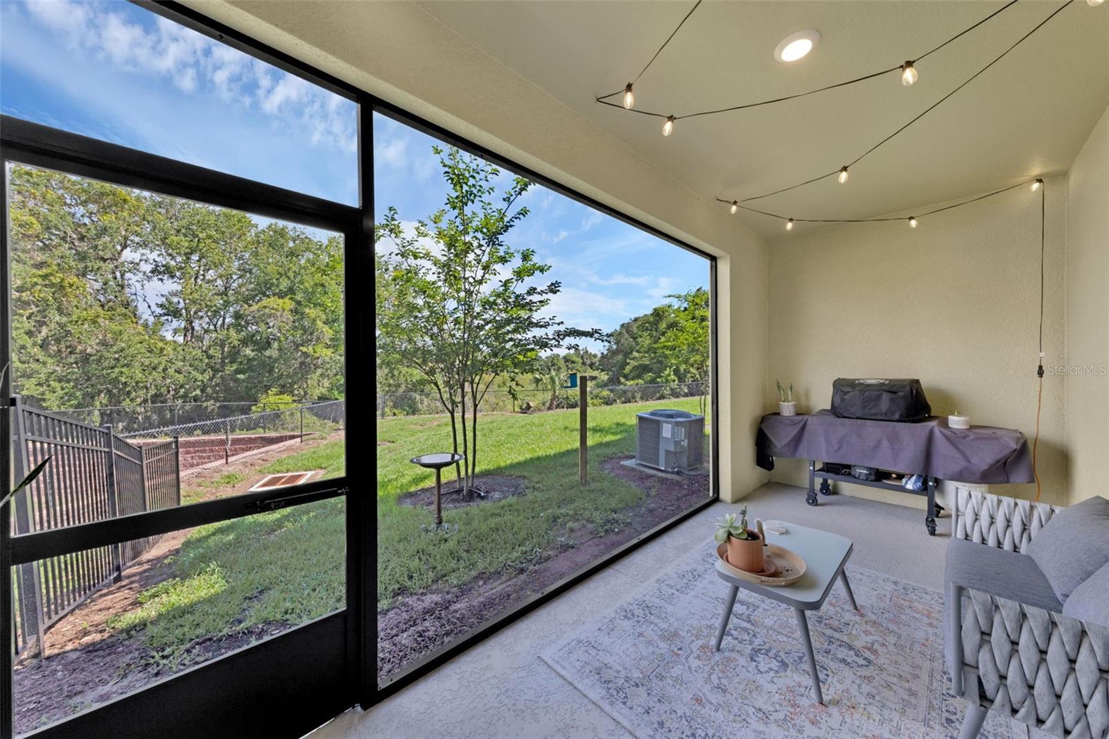 VENEZIA TWNHS - Residential