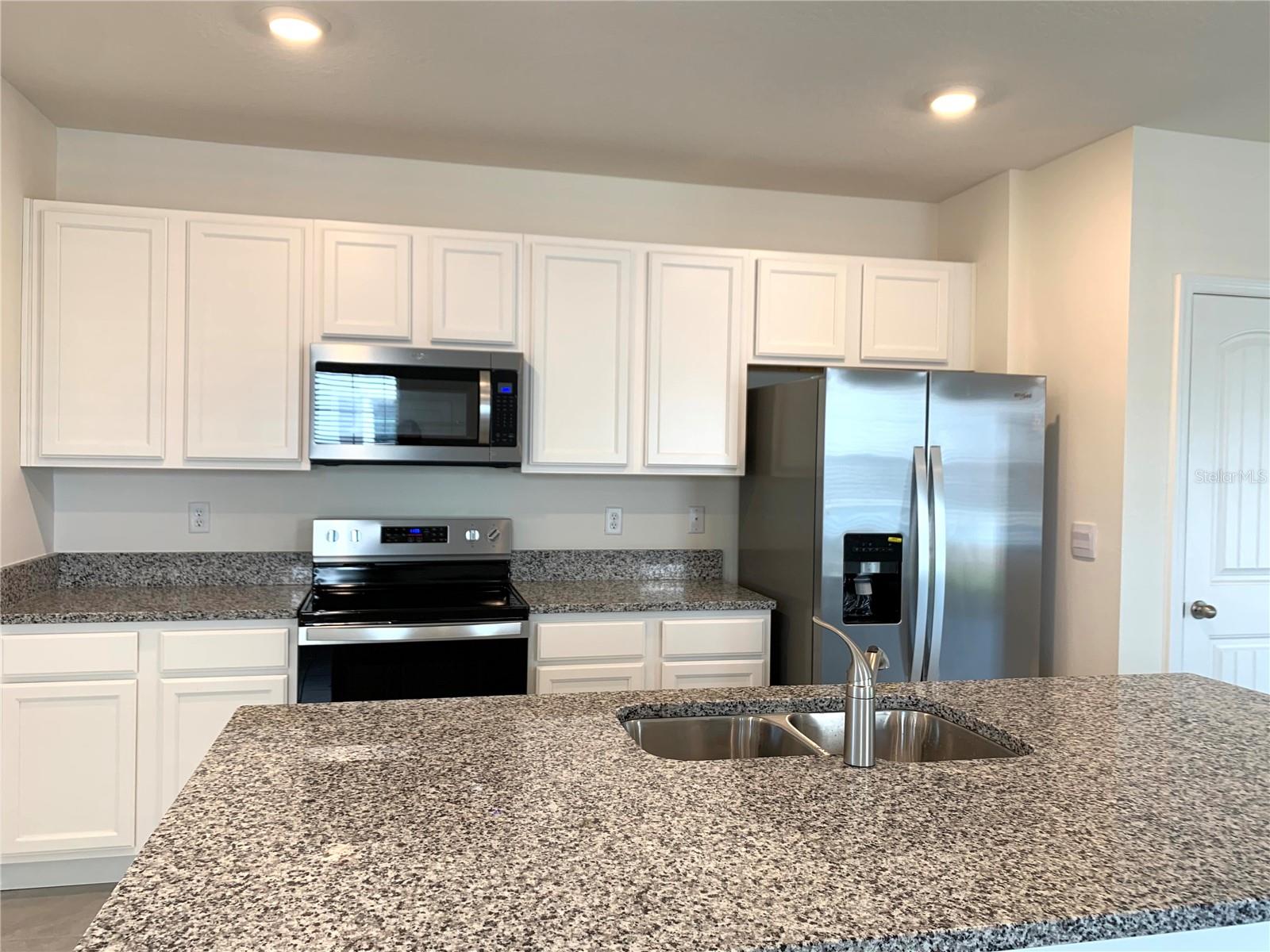 WATERLEIGH PH 4A - Residential Lease