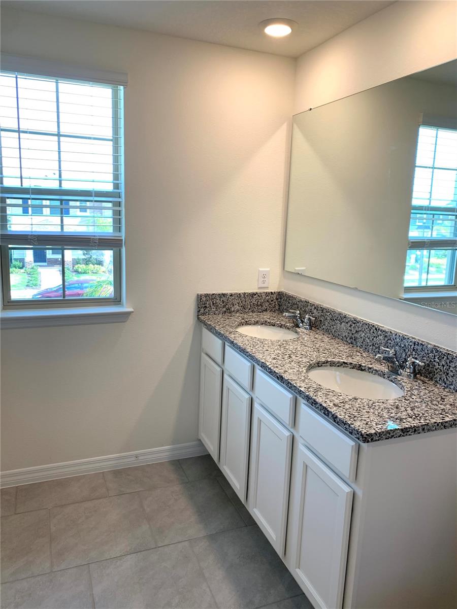 WATERLEIGH PH 4A - Residential Lease