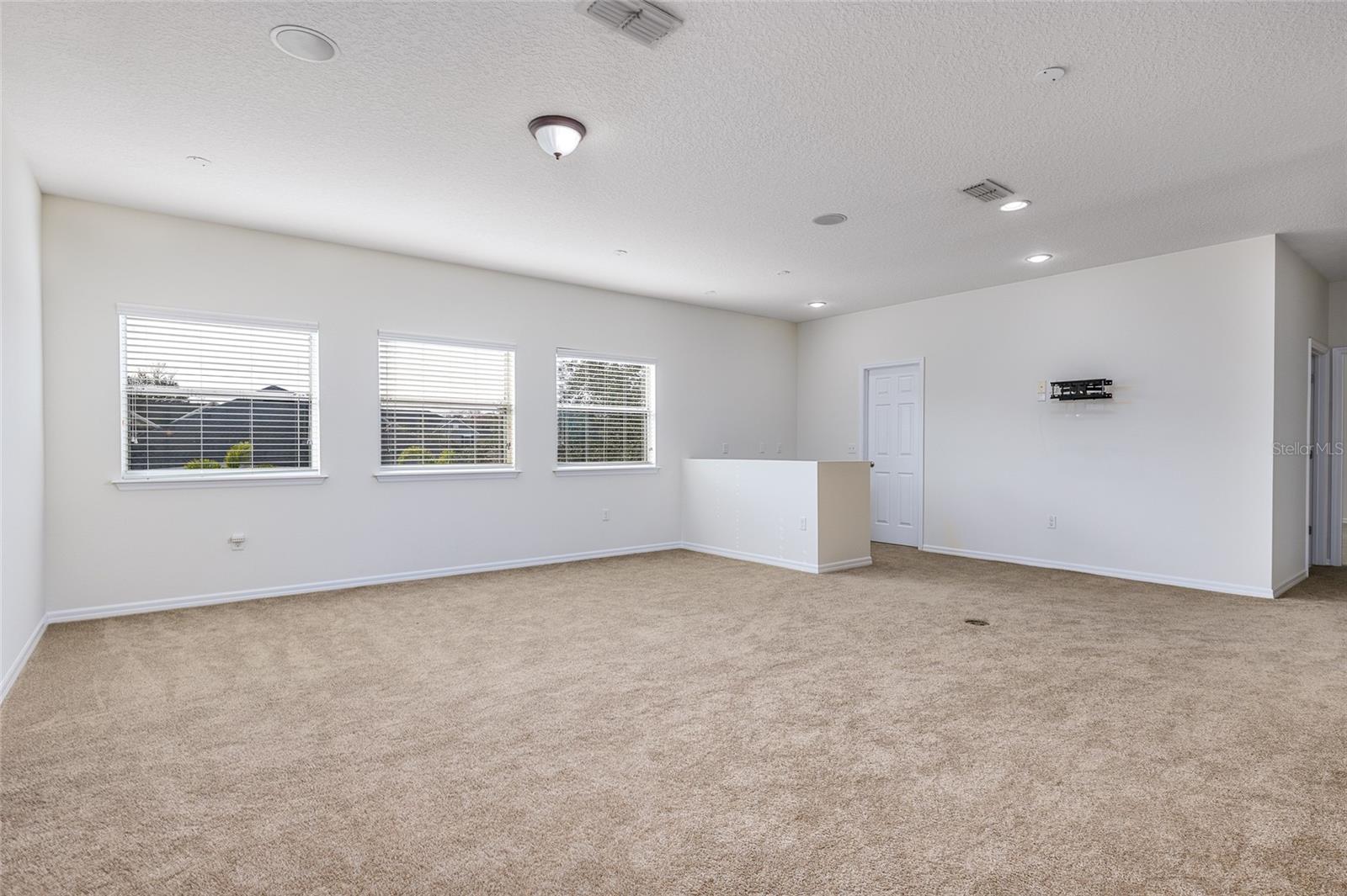 PRESERVE AT BLACK HAMMOCK REP - Residential Lease