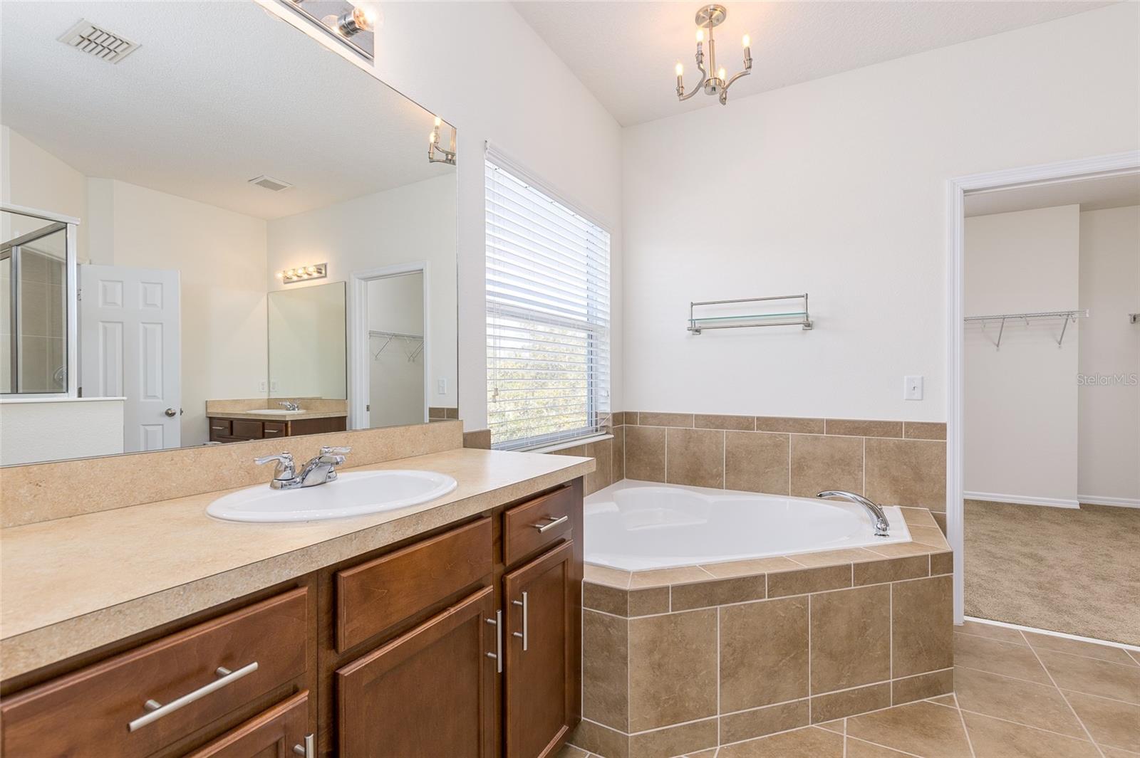 PRESERVE AT BLACK HAMMOCK REP - Residential Lease