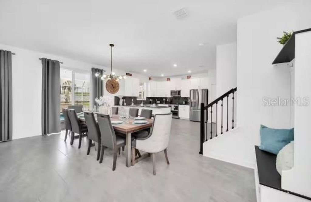 Photo of 9092 Sommerset Hills Drive, Davenport, FL 33896 (MLS # S5140786)