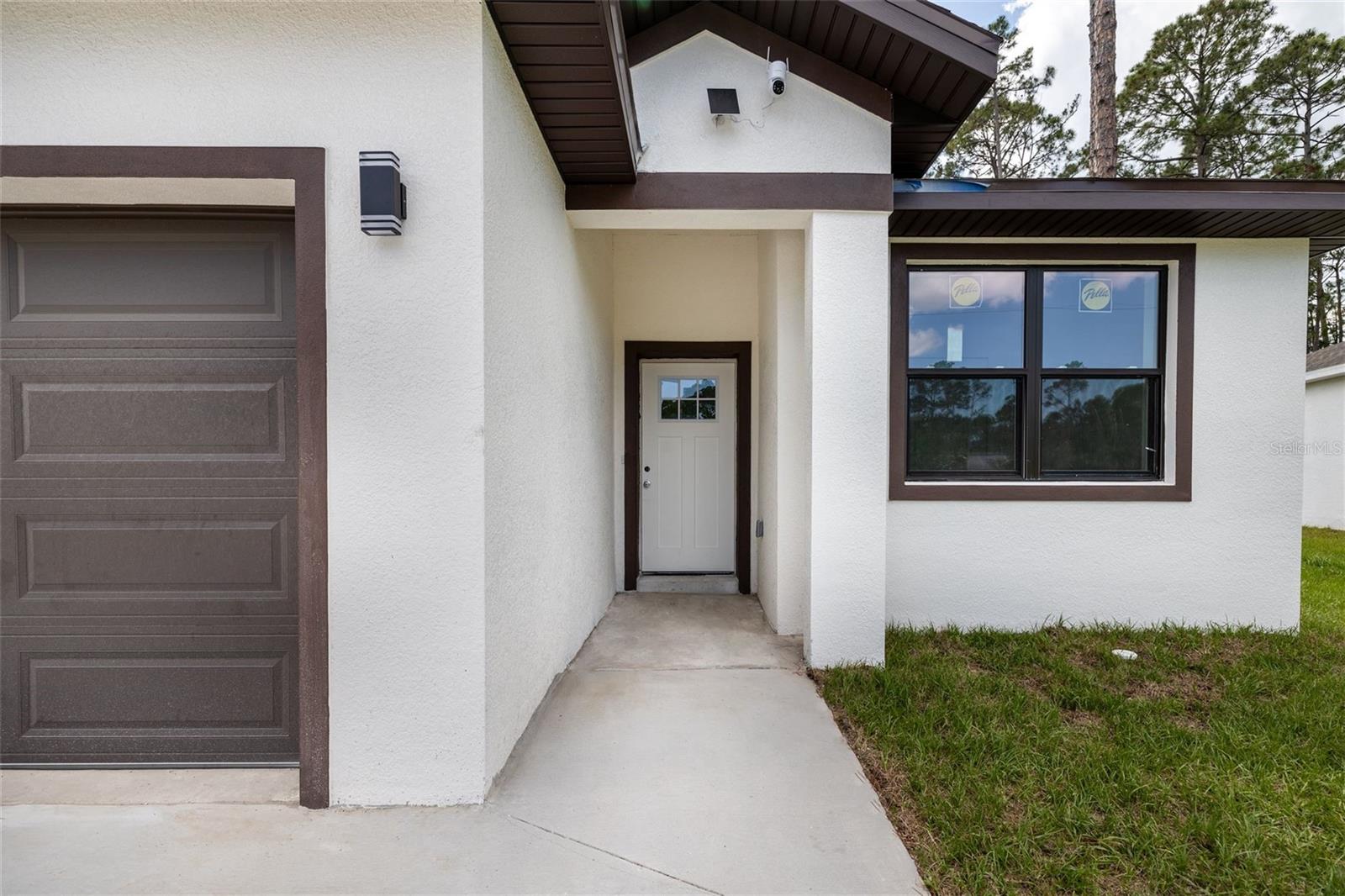 8 BUNKER VIEW PLACE