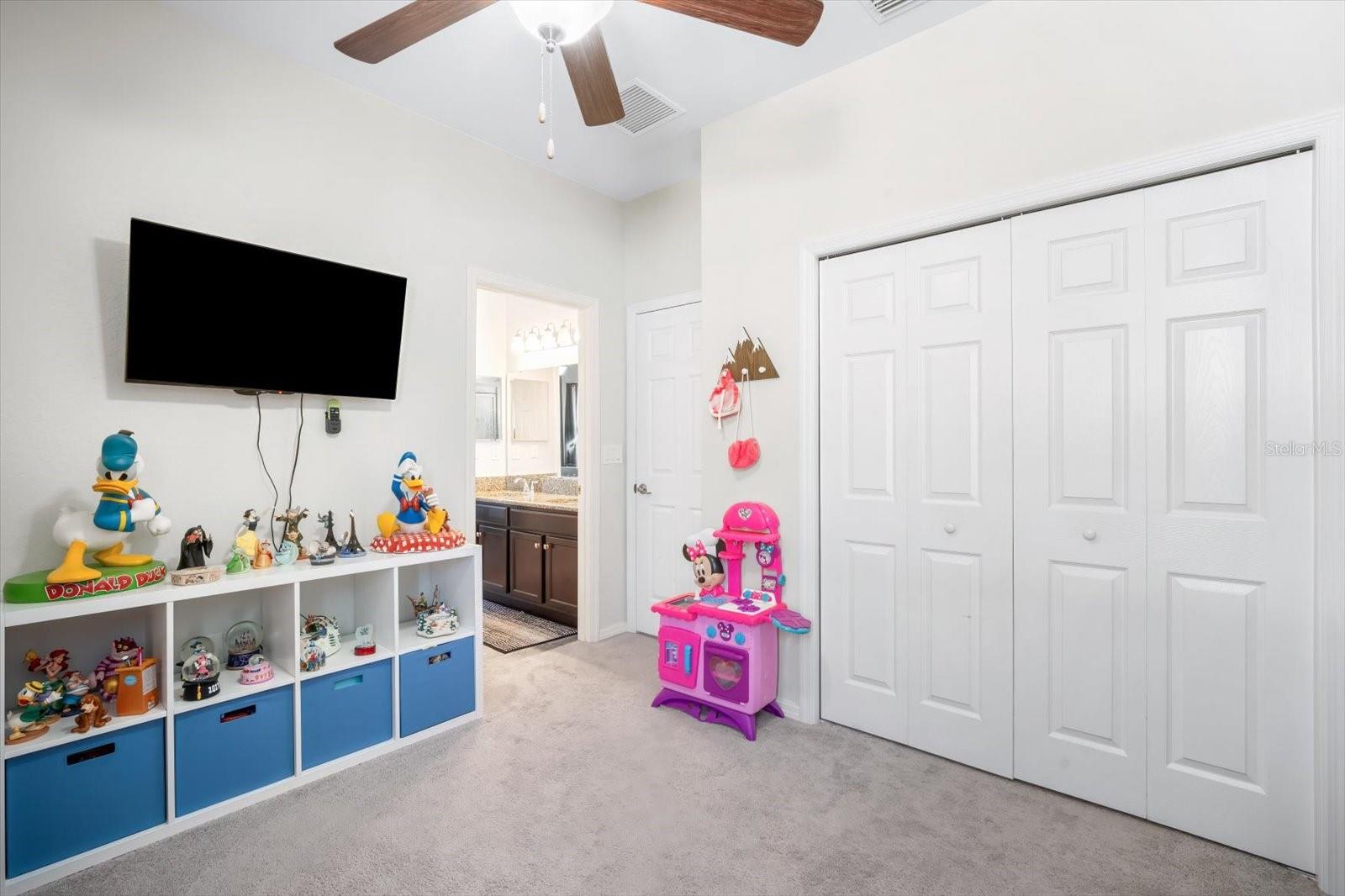 DONOVAN TRACE - Residential