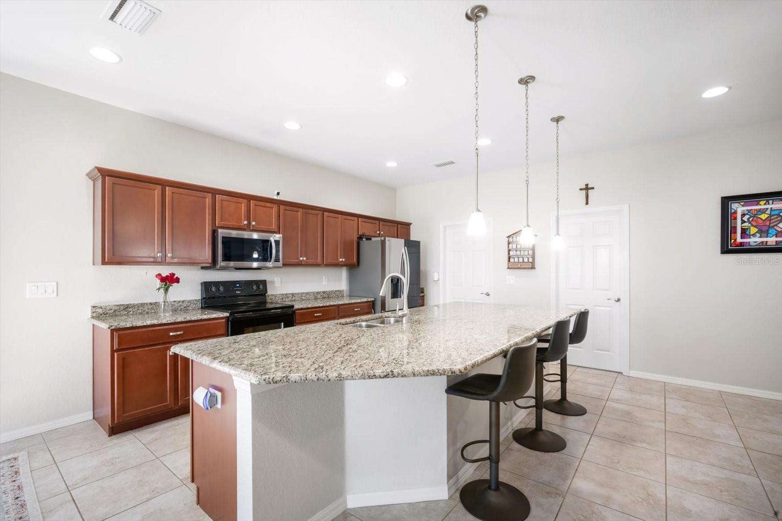 DONOVAN TRACE - Residential