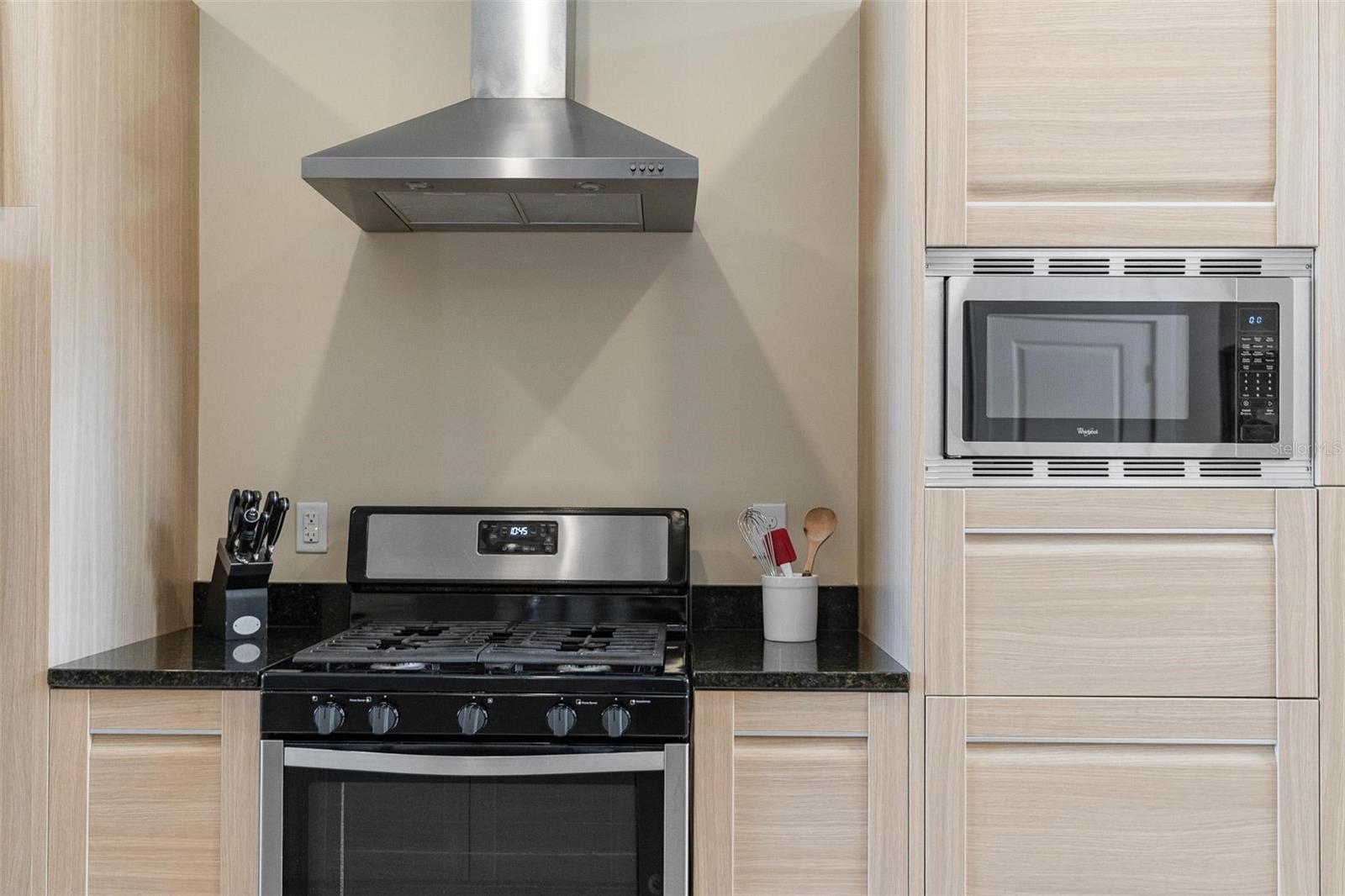 MAGIC VILLAGE - Residential