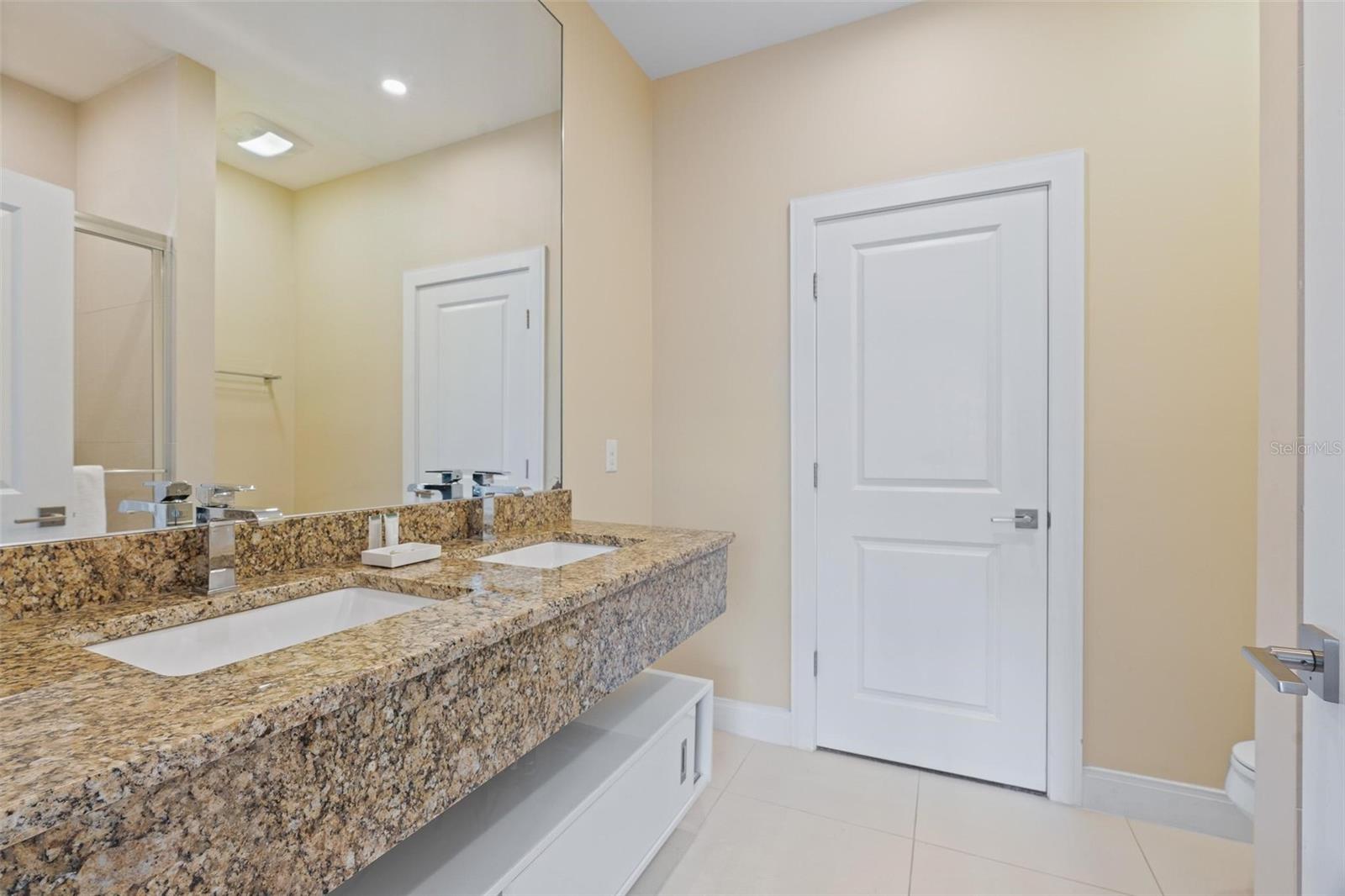 MAGIC VILLAGE - Residential