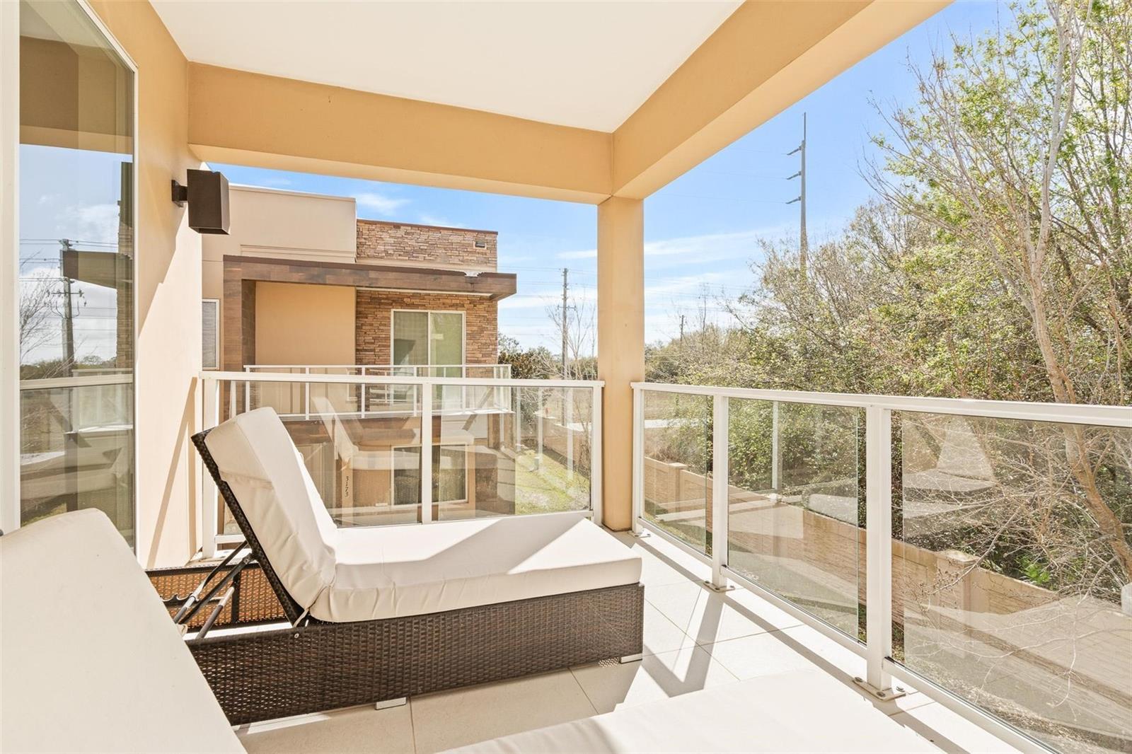 MAGIC VILLAGE - Residential