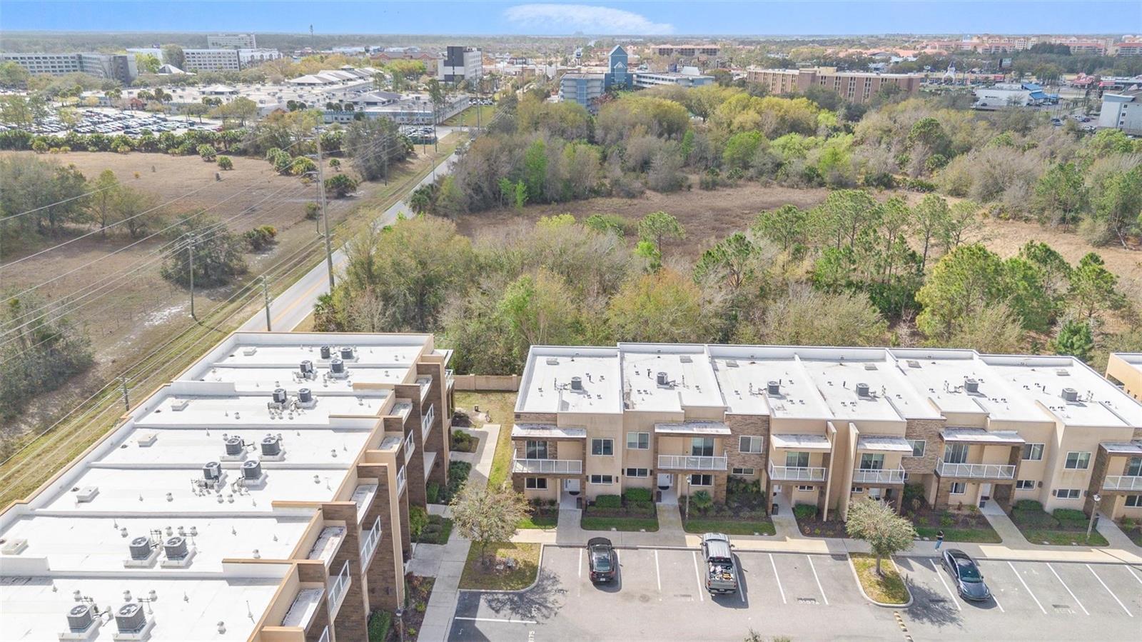 MAGIC VILLAGE - Residential