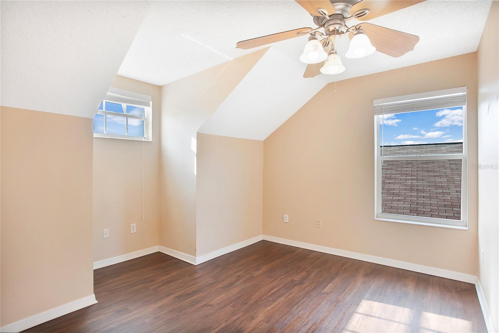 BLOOMINGDALE RIDGE - Residential