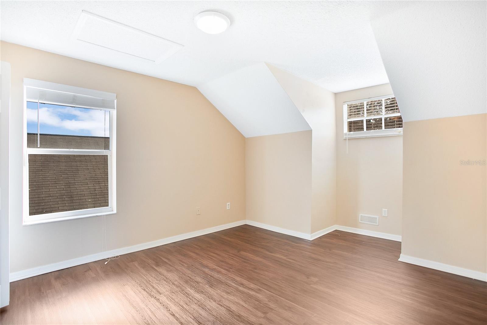 BLOOMINGDALE RIDGE - Residential