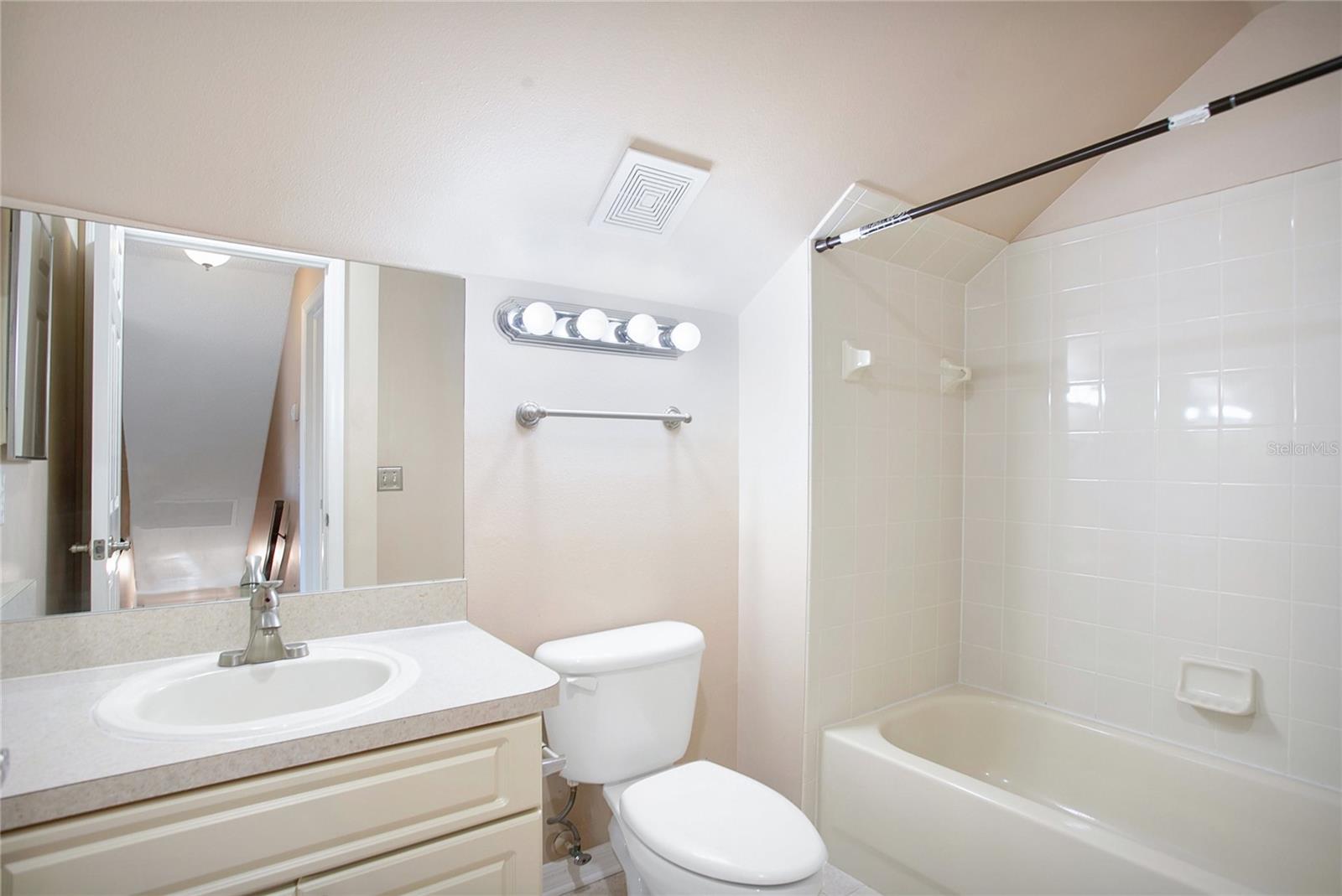 BLOOMINGDALE RIDGE - Residential