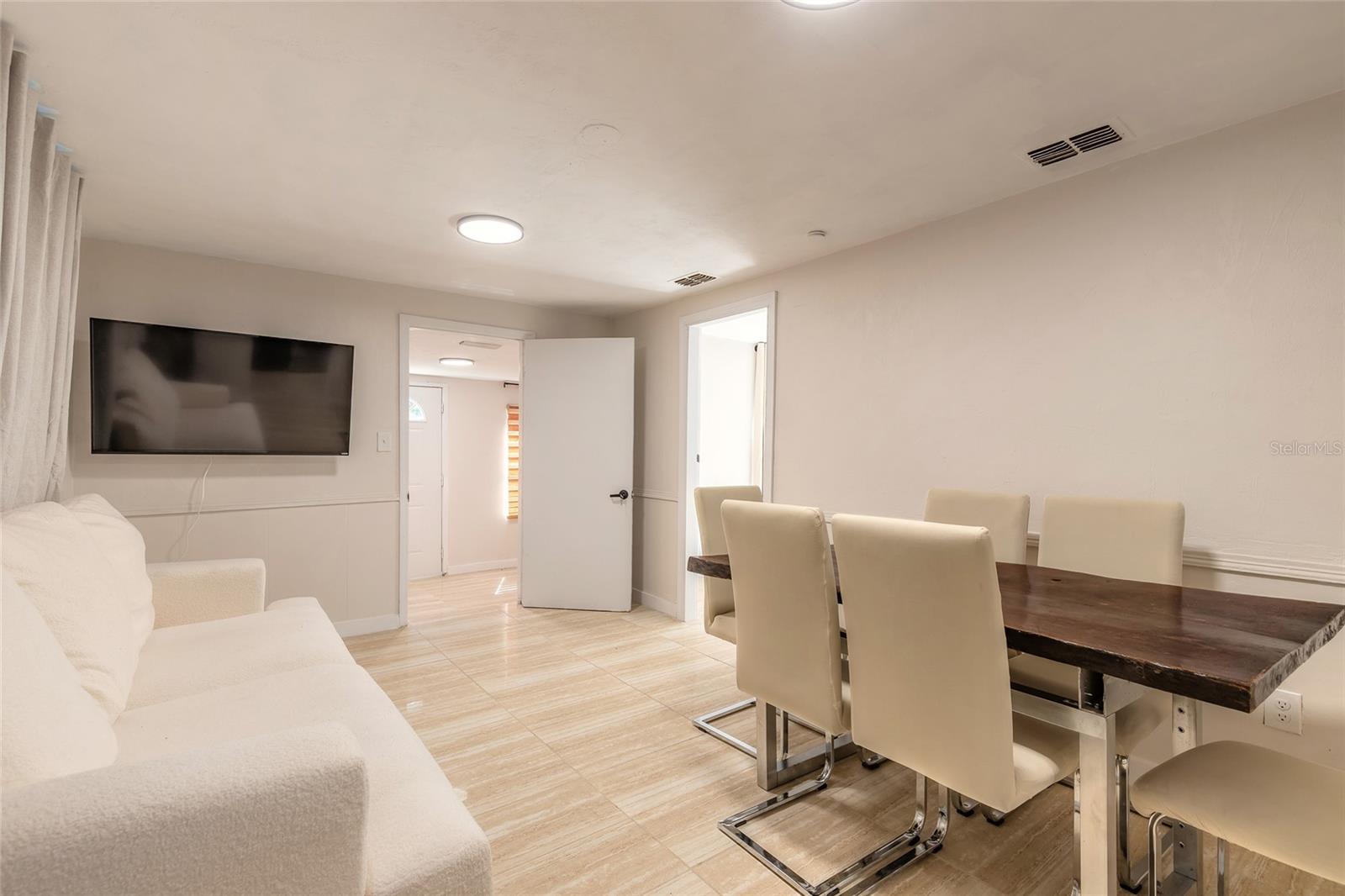 LOT C WHITCOMBS SUB - Residential