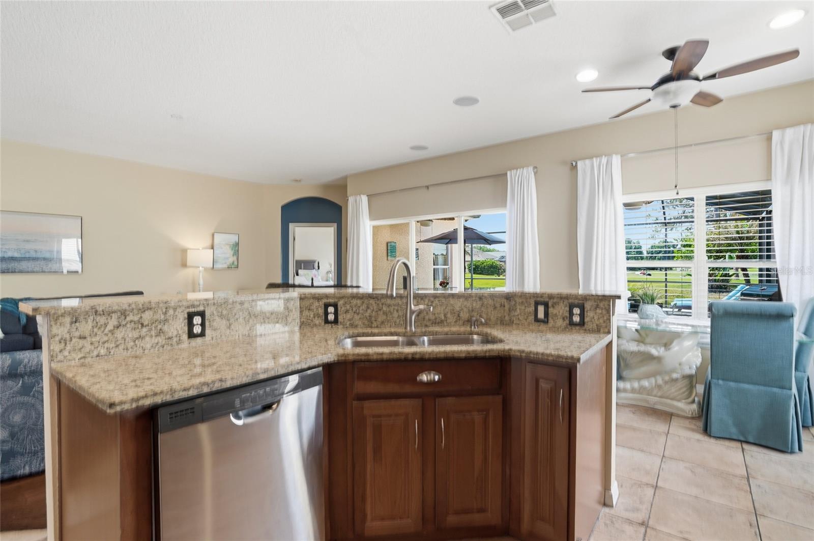 PLANTATION PALMS PH 06 - Residential