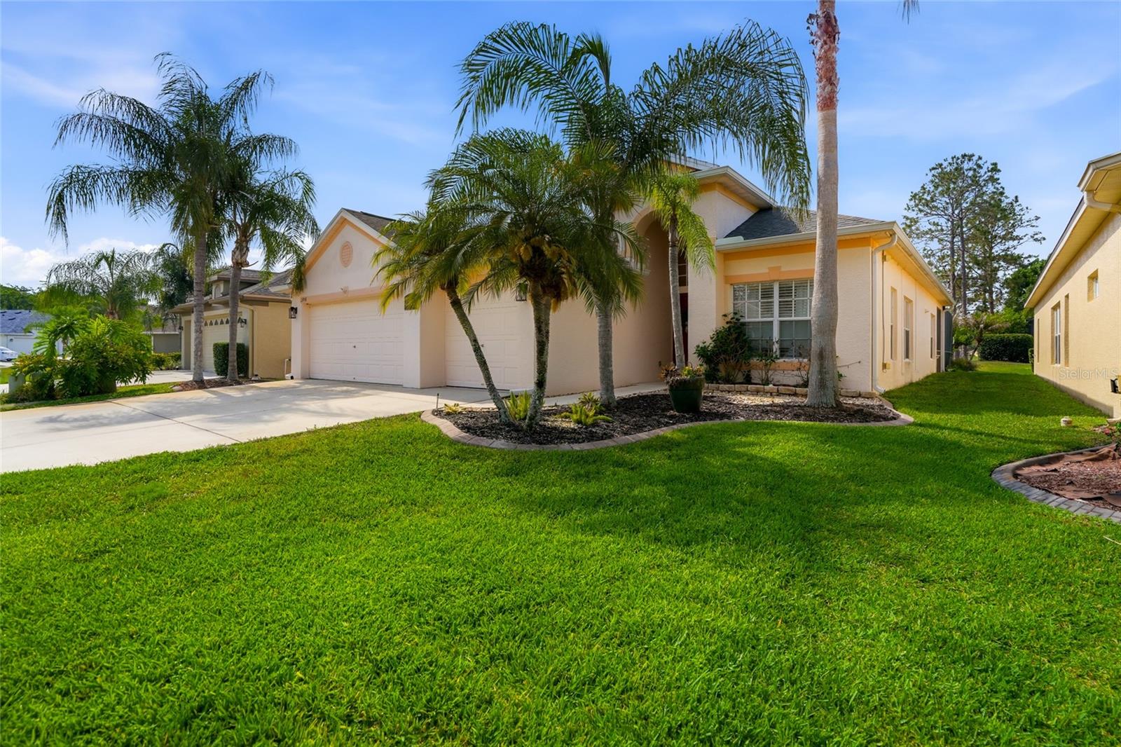 PLANTATION PALMS PH 06 - Residential