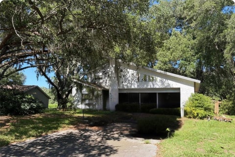 Photo of 1401 Provincetown Circle, Lutz, FL 33549 (MLS # TB8516523)