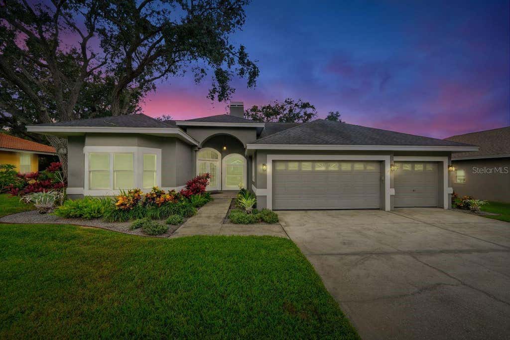 Photo of 700 Westfield Court, Dunedin, FL 34698 (MLS # TB8540585)