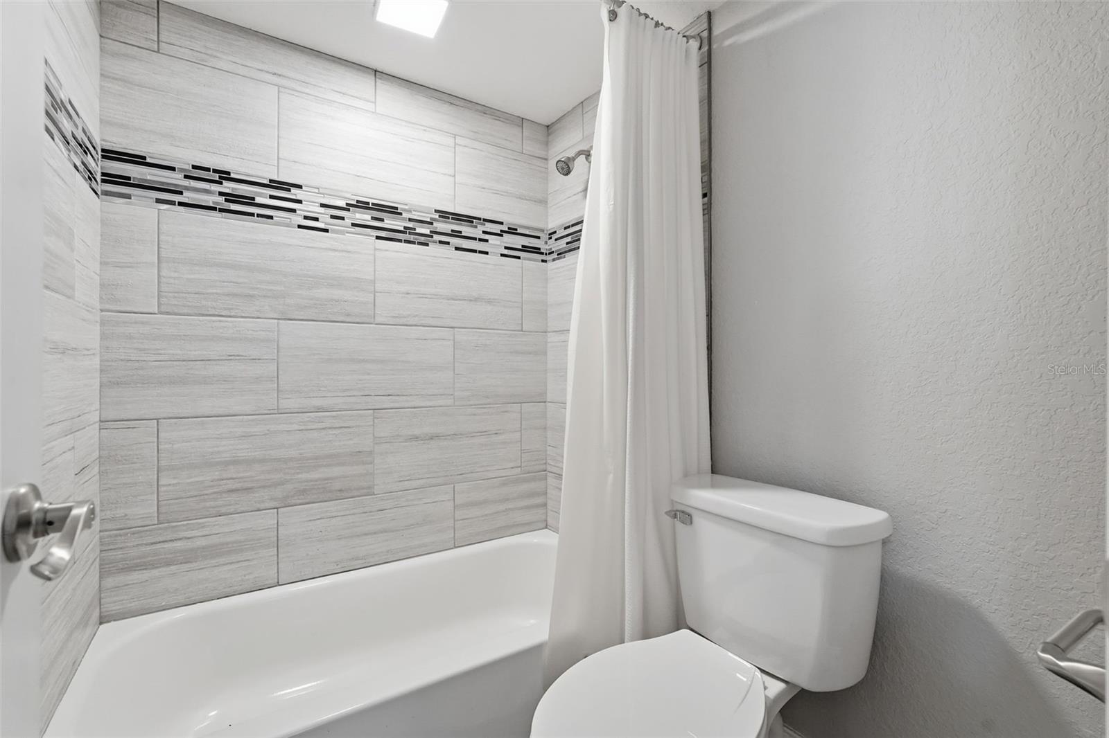 03 KINGS CONDO - Residential