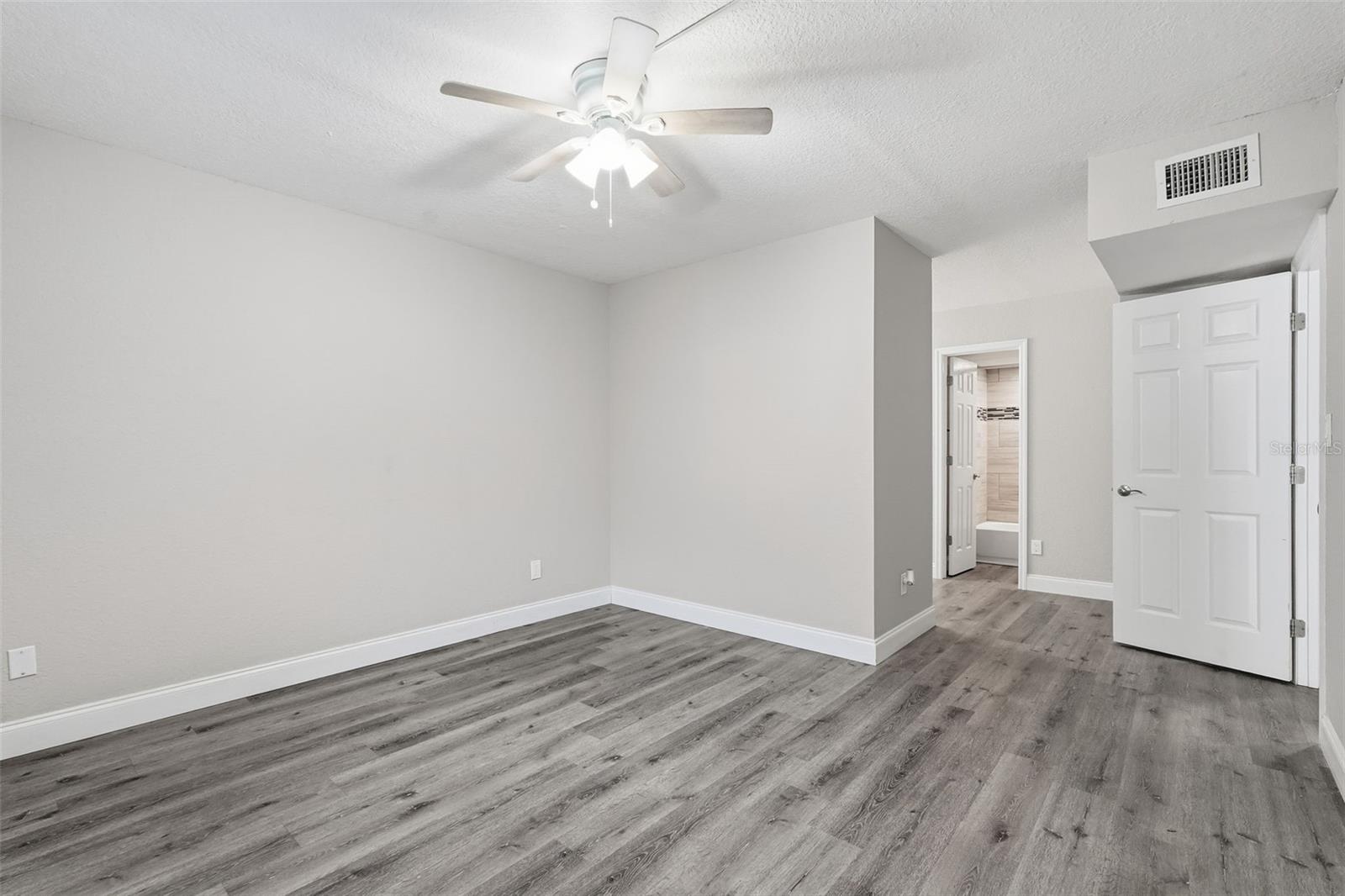 03 KINGS CONDO - Residential