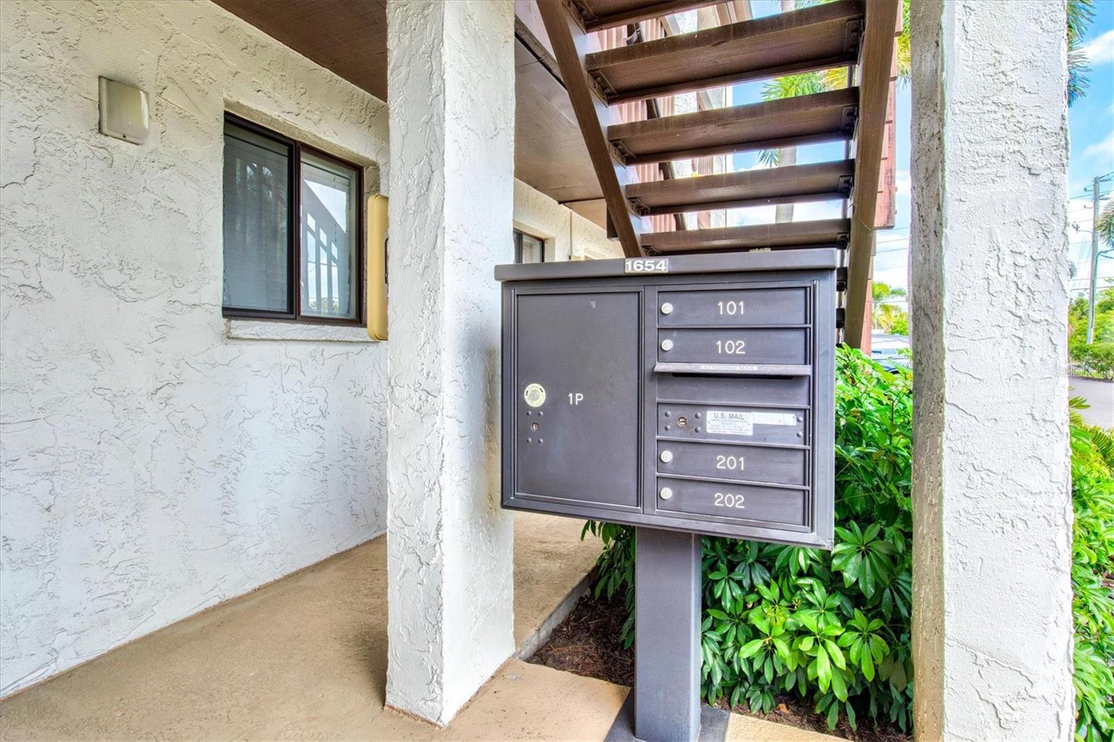 1654 STICKNEY POINT ROAD 54-201