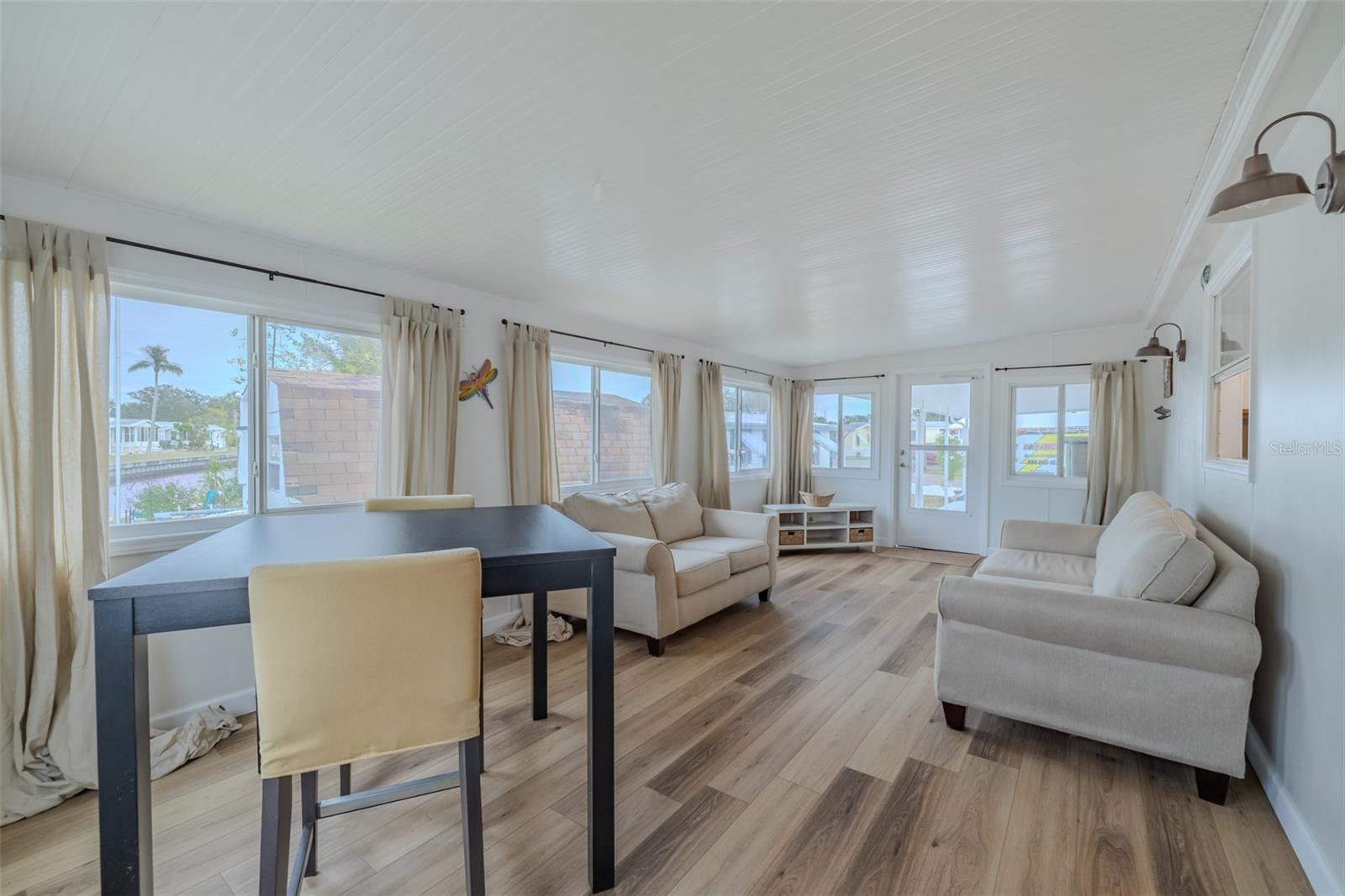 CARIBBEAN ISLES RESIDENTIAL COOPERATIVE UNIT 364 - Residential