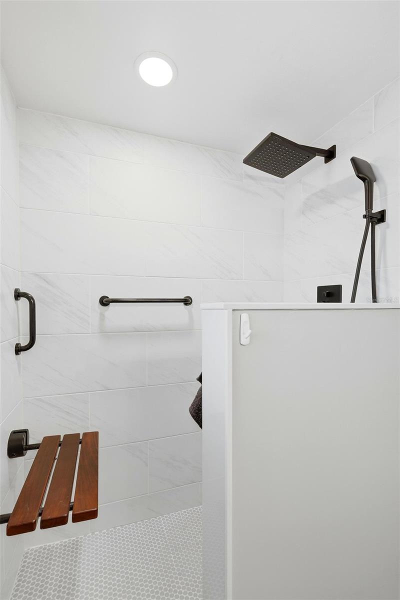 MEDITERRANEAN COURT - Residential