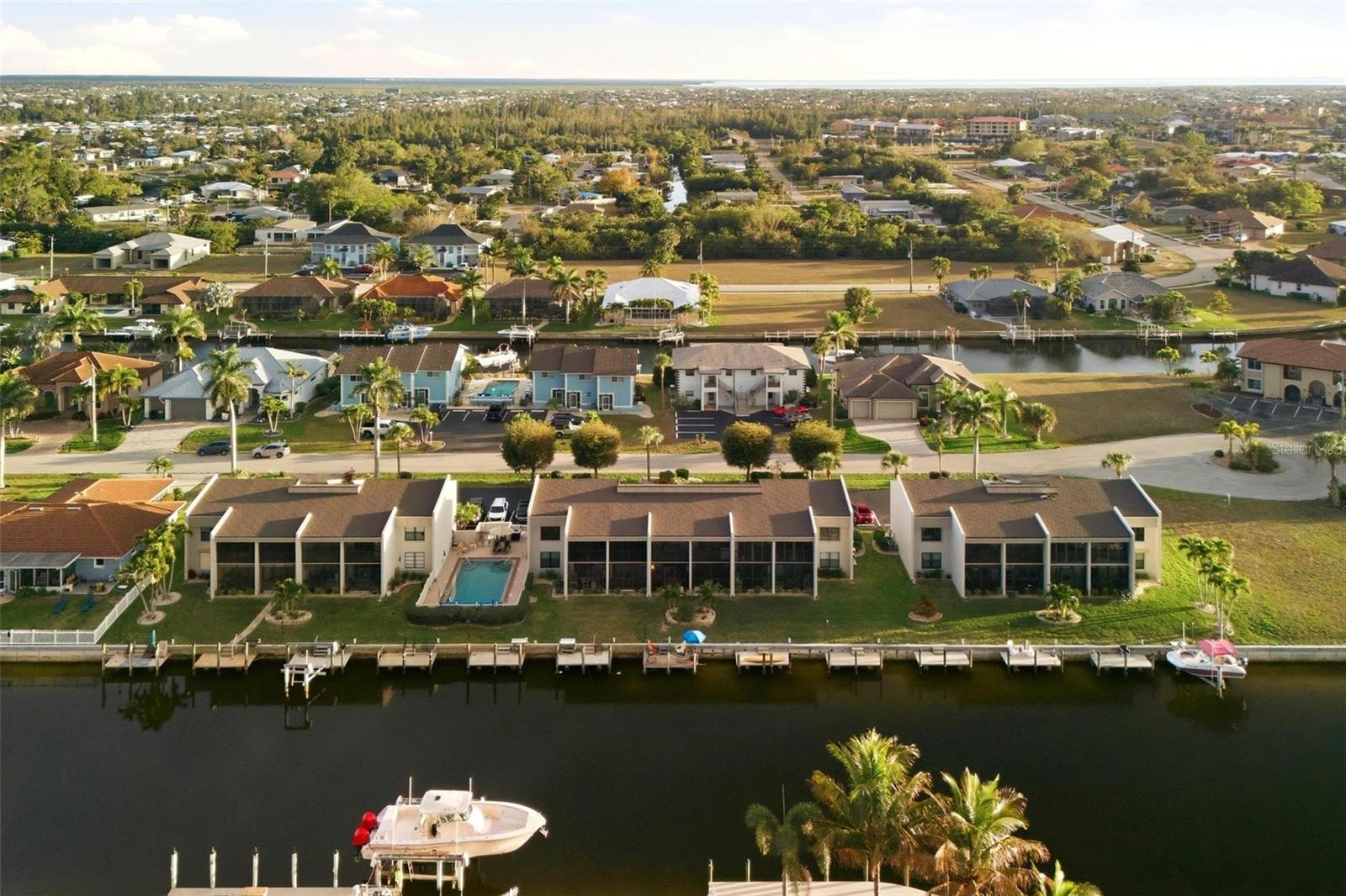 MEDITERRANEAN COURT - Residential