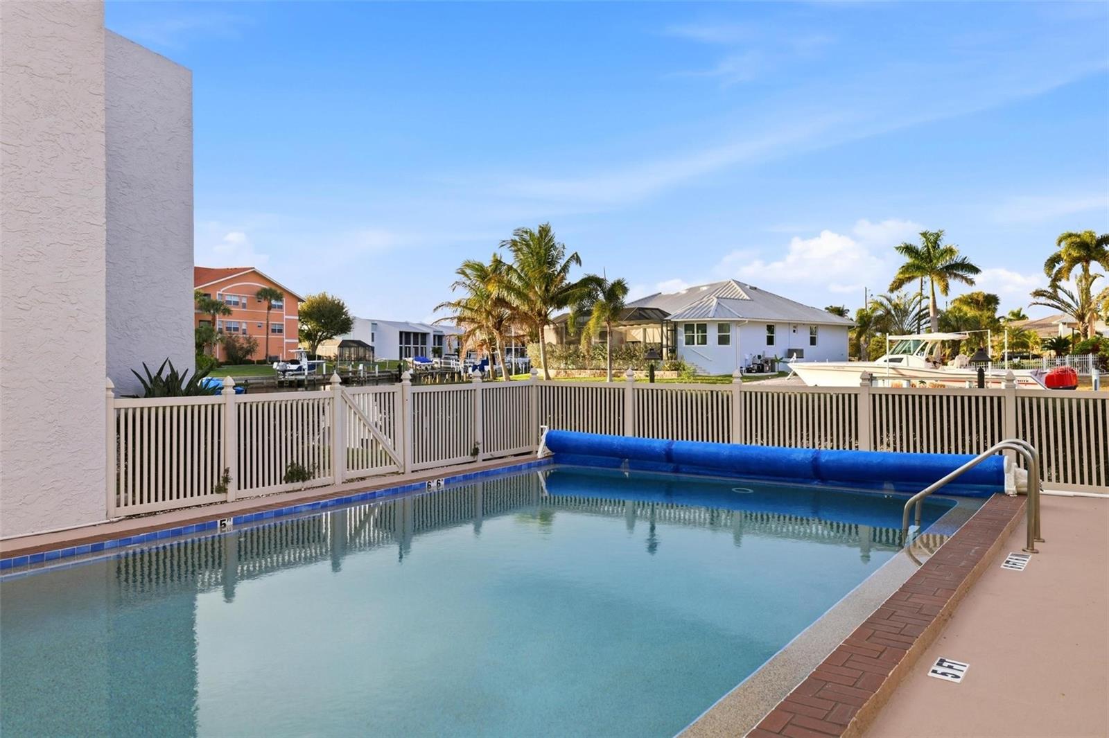 MEDITERRANEAN COURT - Residential