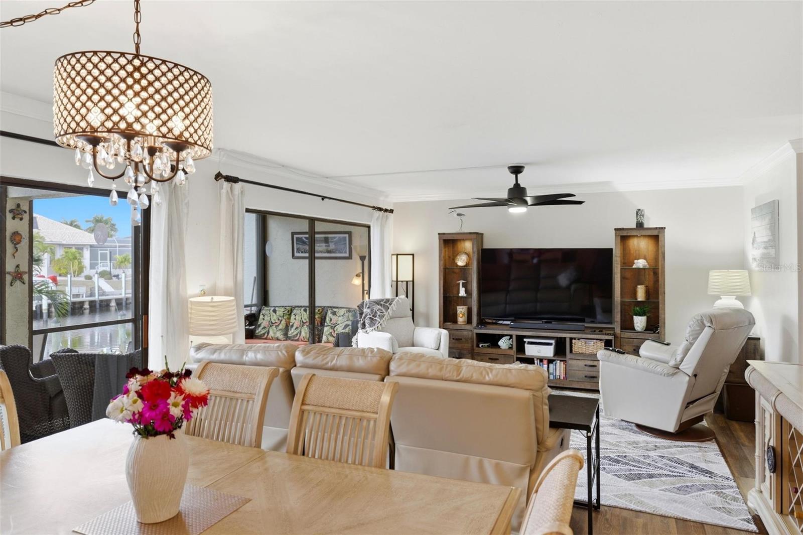 MEDITERRANEAN COURT - Residential