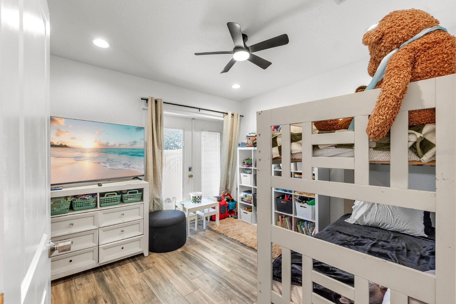 MANALEE - Residential