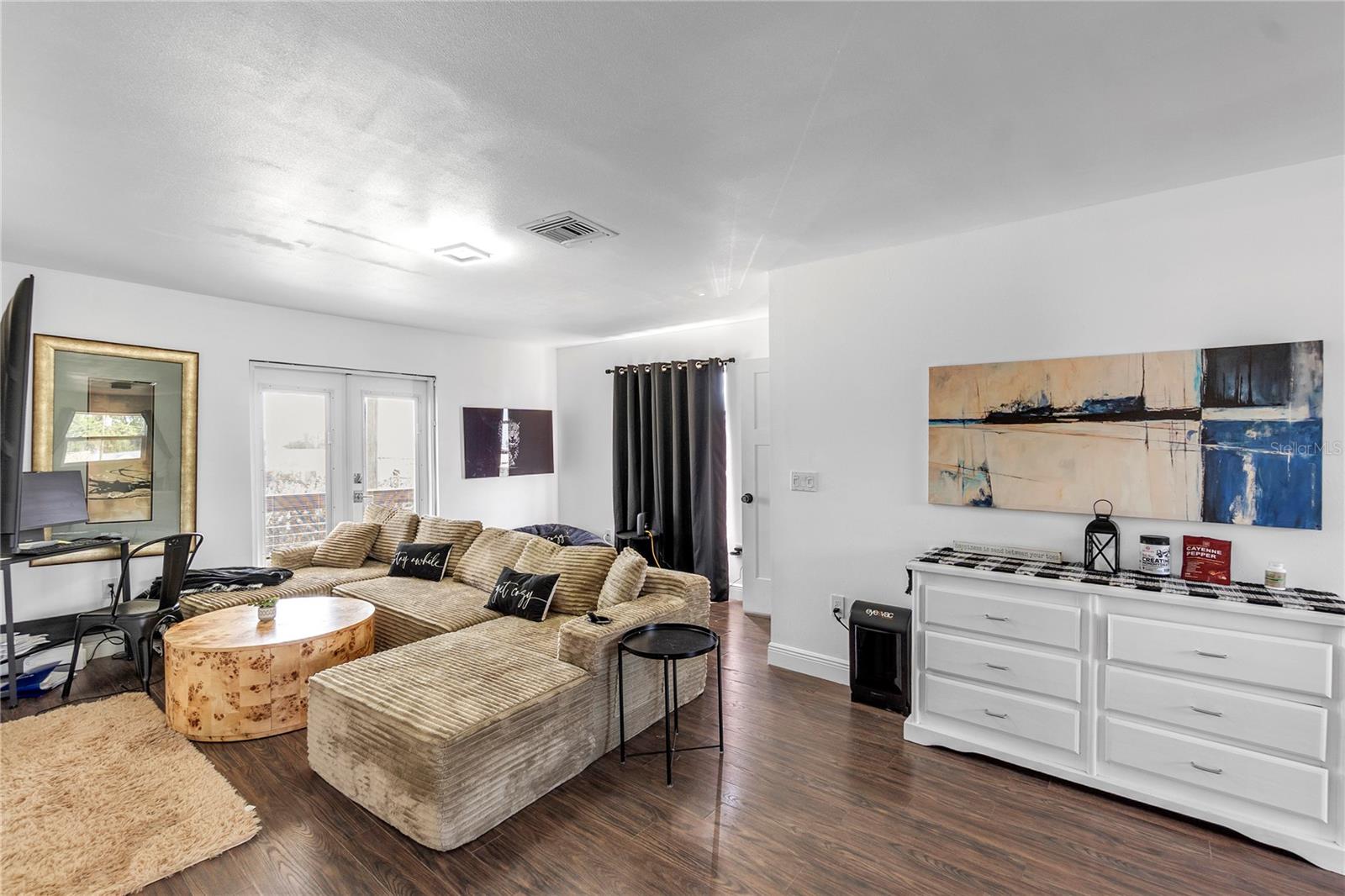 MANALEE - Residential