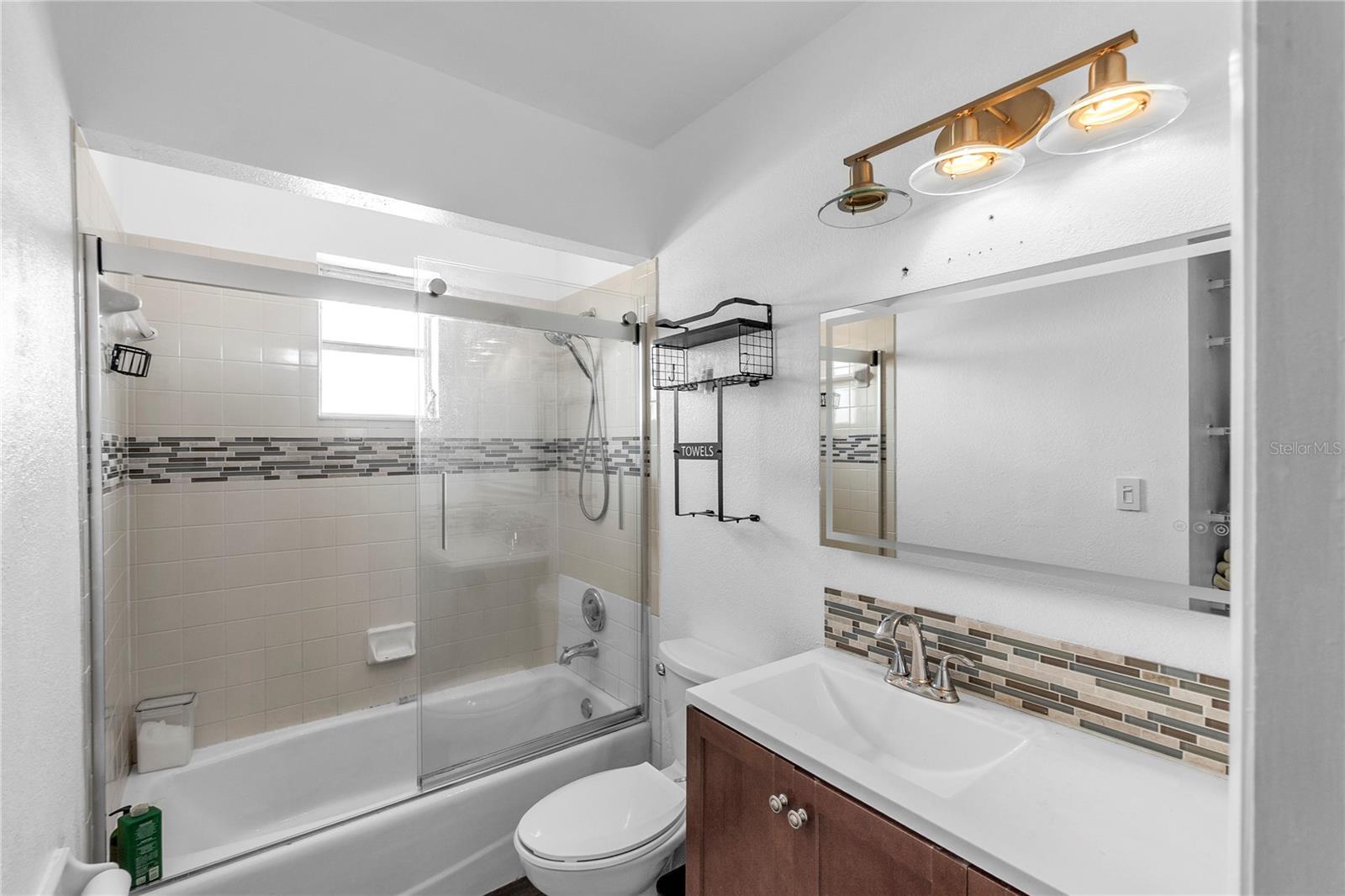 MANALEE - Residential