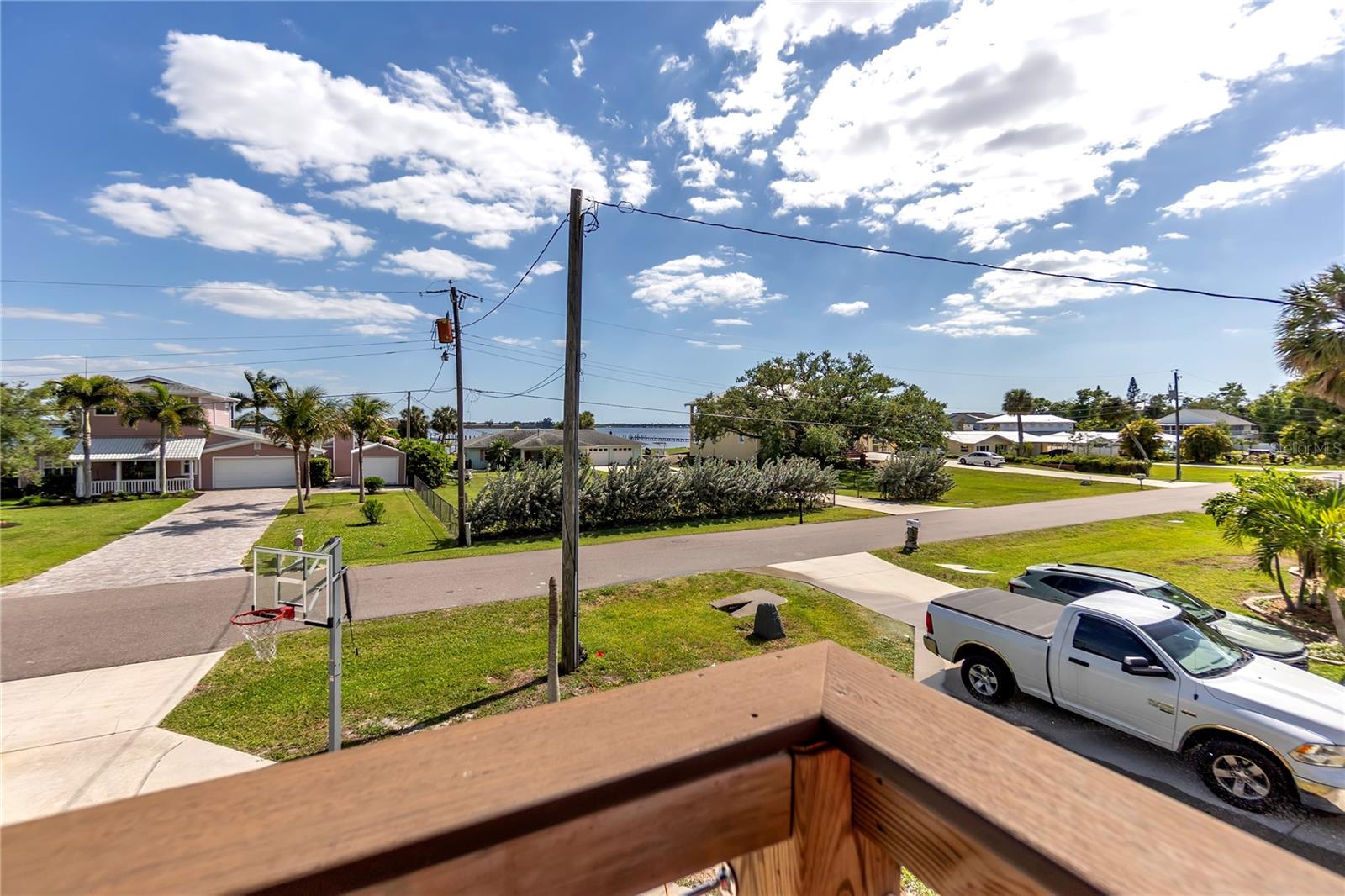 MANALEE - Residential