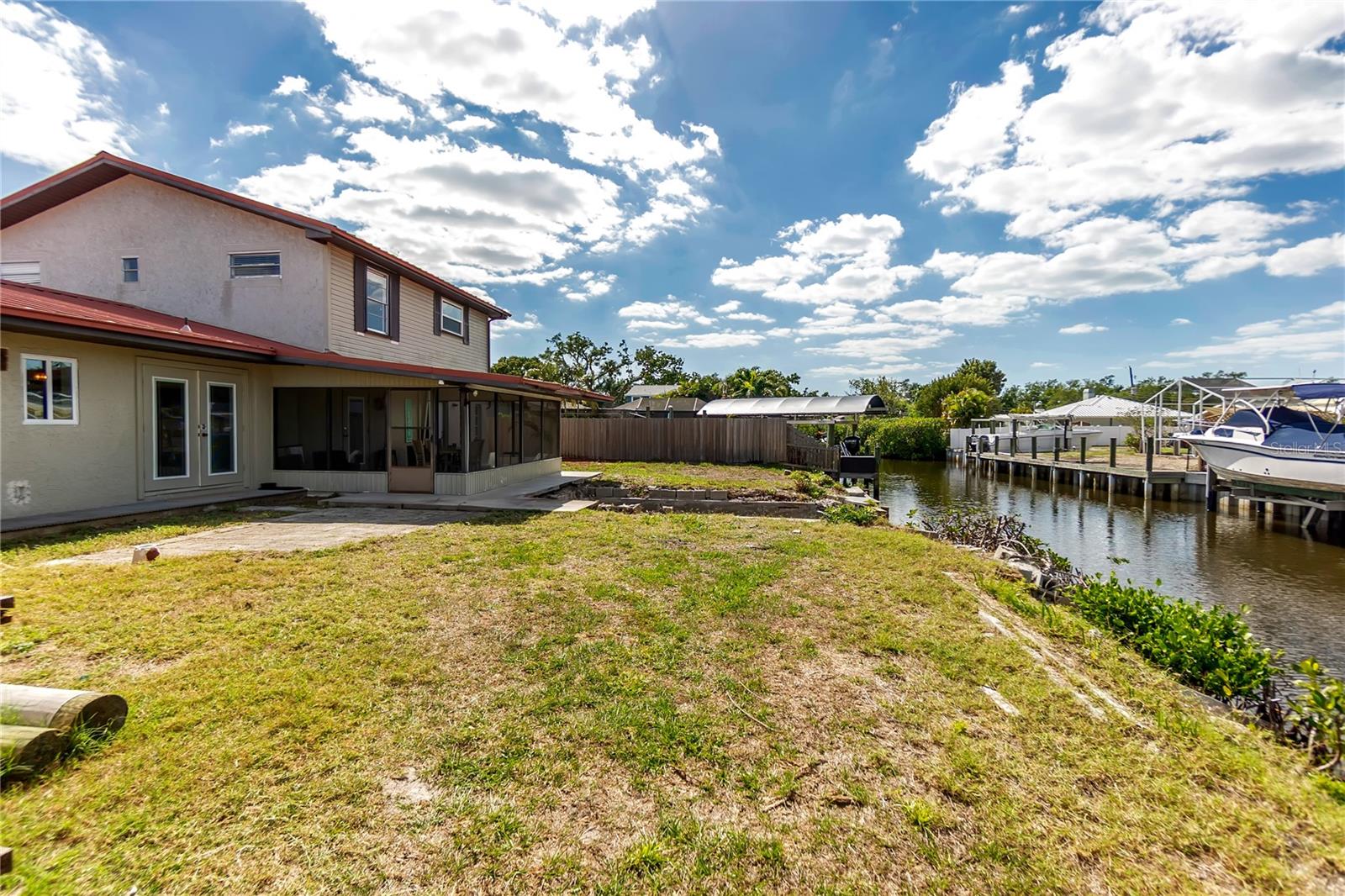 MANALEE - Residential