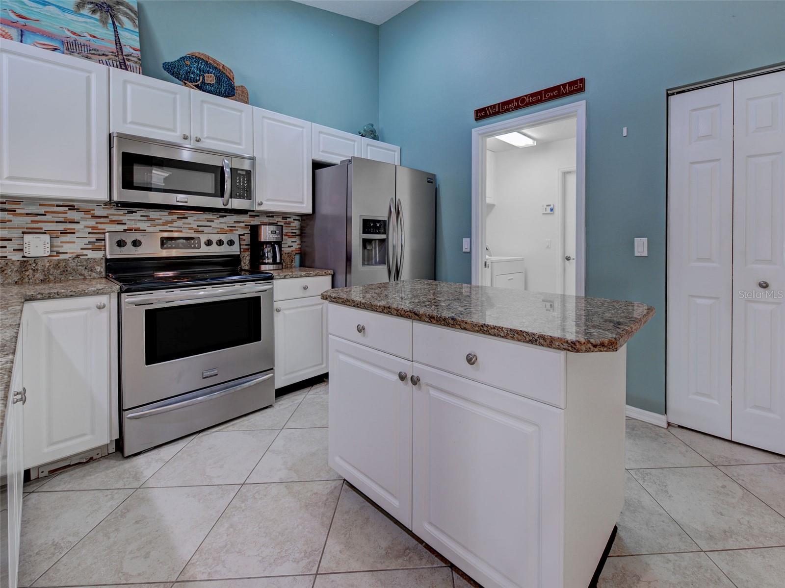 VENICE PALMS PH 1 - Residential