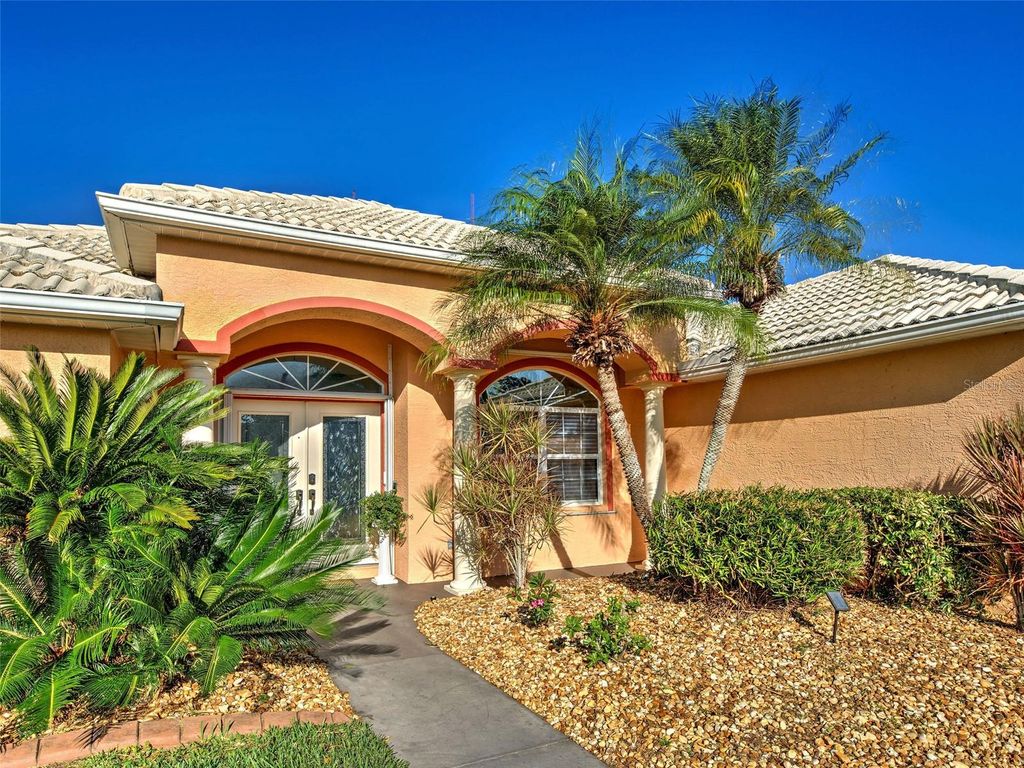 Photo of 181 King Palm Court, Venice, FL 34292 (MLS # N6141953)