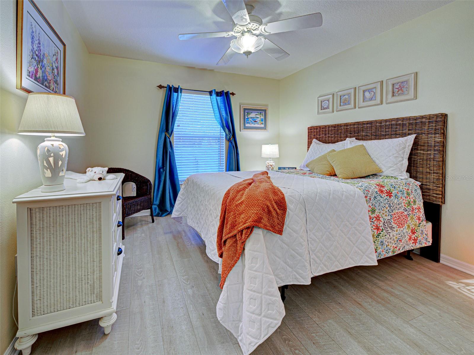 VENICE PALMS PH 1 - Residential