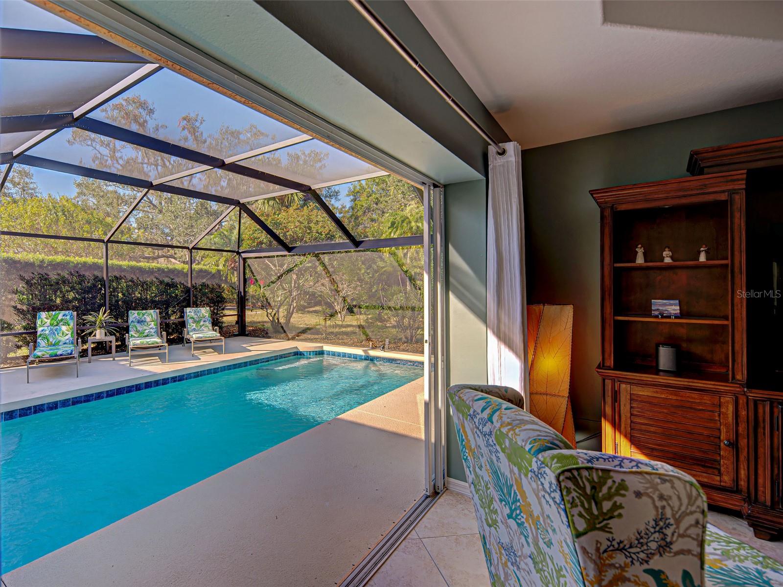 VENICE PALMS PH 1 - Residential