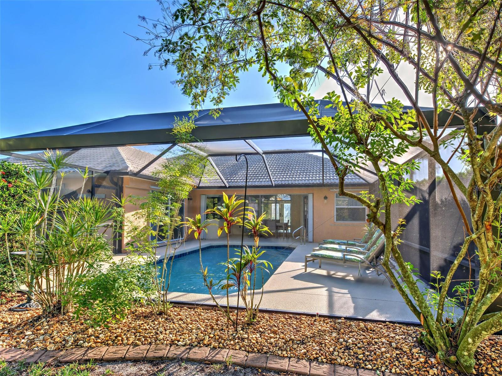 VENICE PALMS PH 1 - Residential