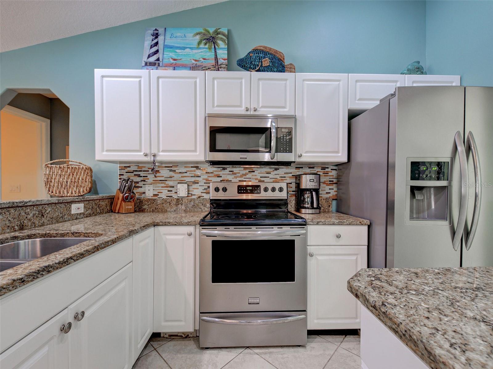 VENICE PALMS PH 1 - Residential