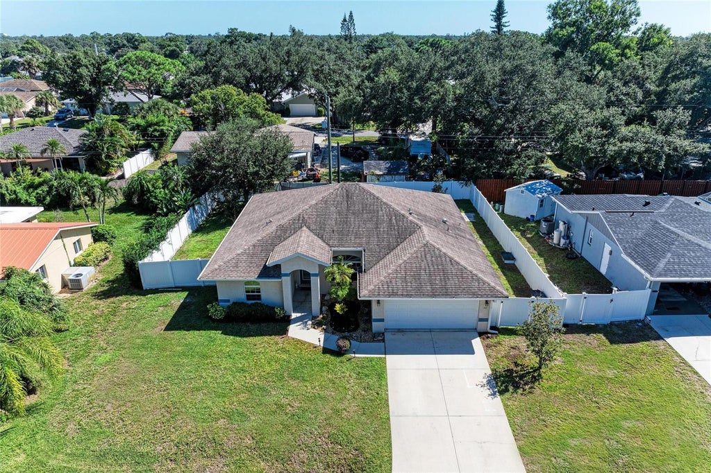 Photo of 485 Grant Road, Venice, FL 34293 (MLS # N6146276)