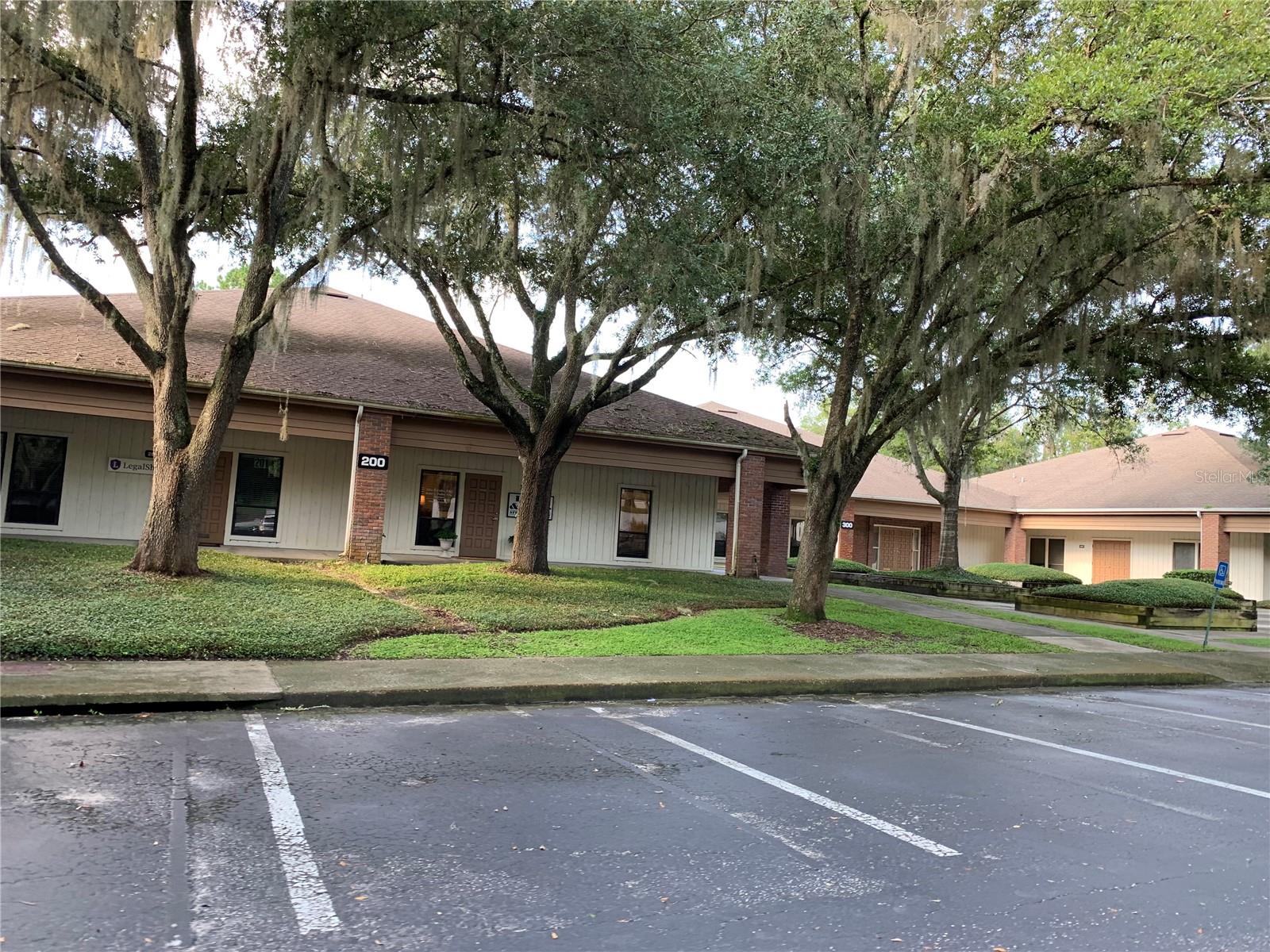 LAUREL RUN PROFESSIONAL CENTER OR 1387/39 - Commercial Sale