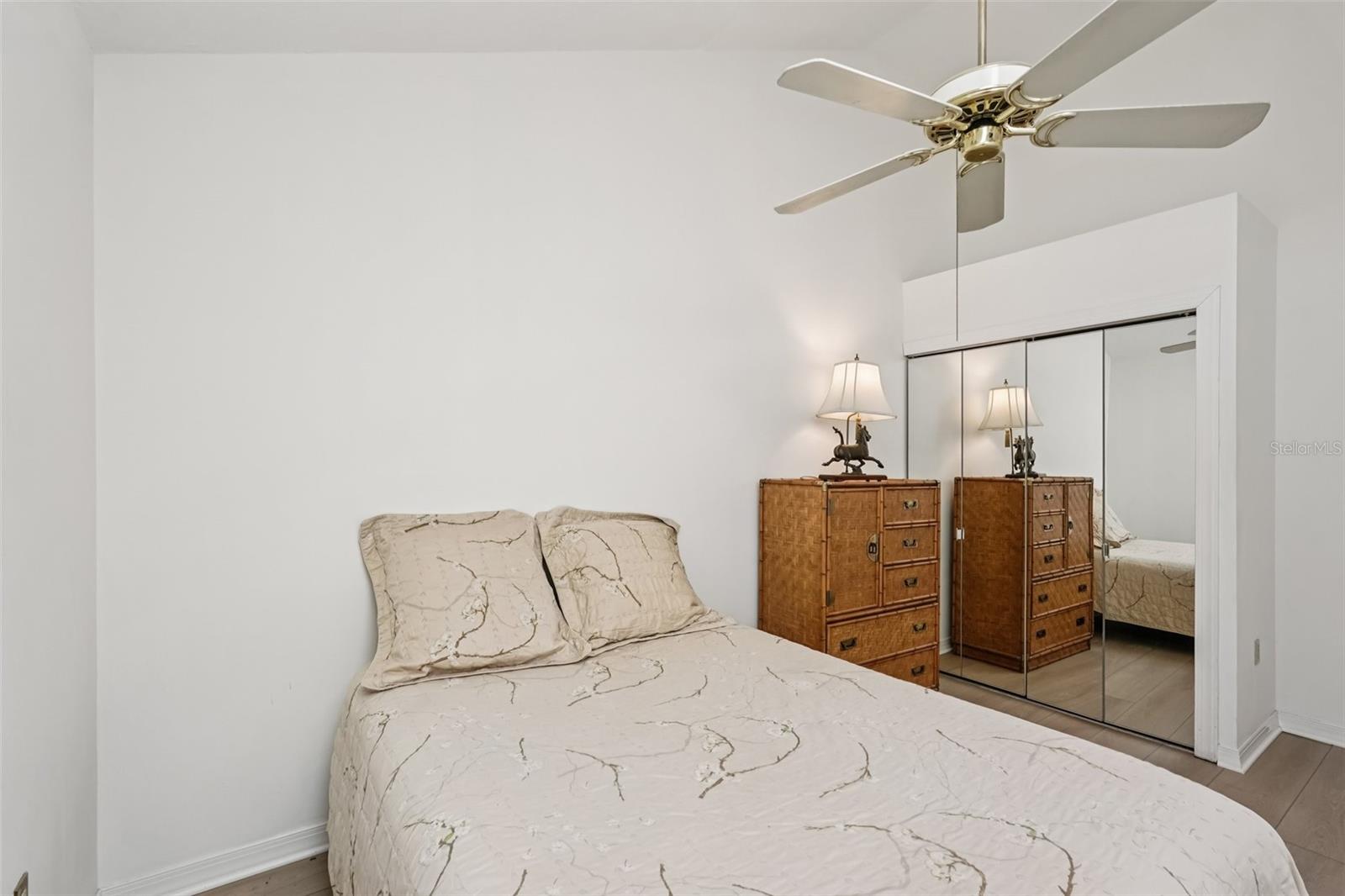 RIVER HARBOR WEST - Residential