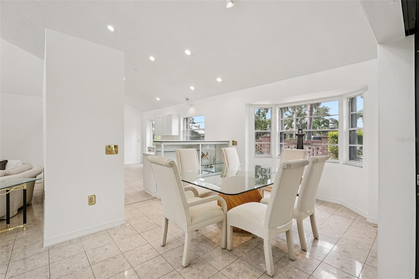 RIVER HARBOR WEST - Residential