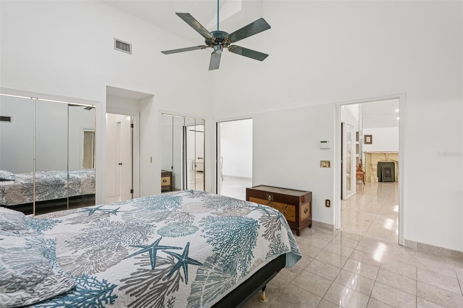 RIVER HARBOR WEST - Residential