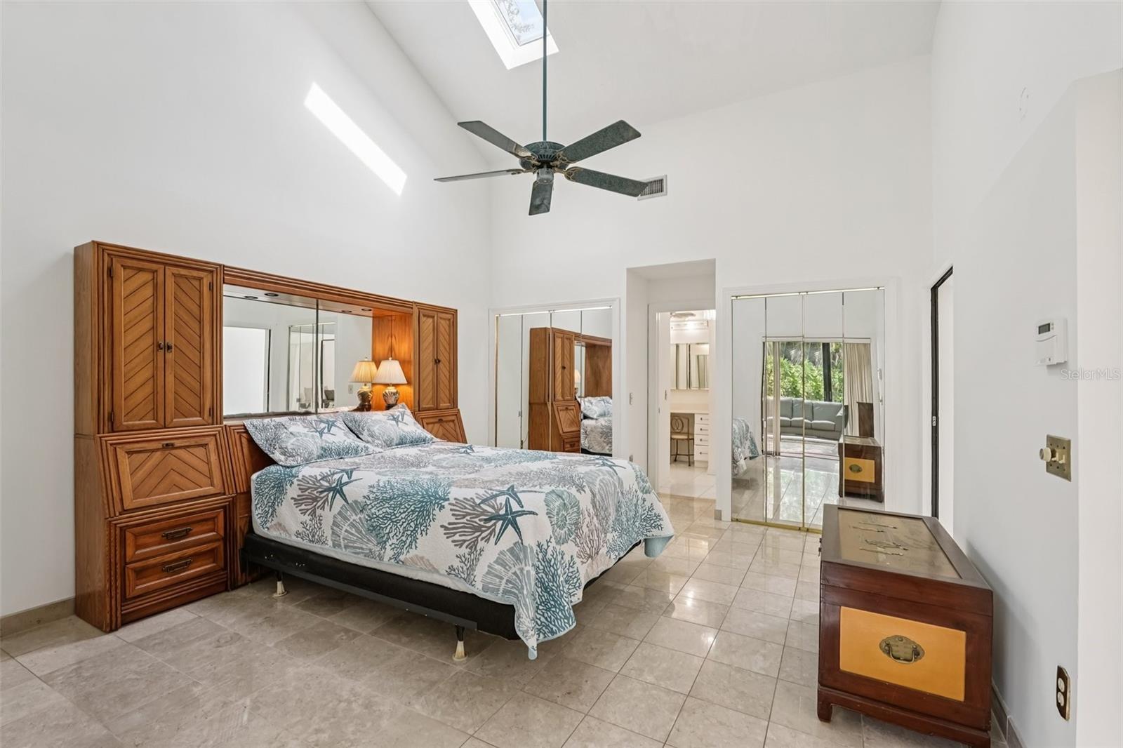 RIVER HARBOR WEST - Residential