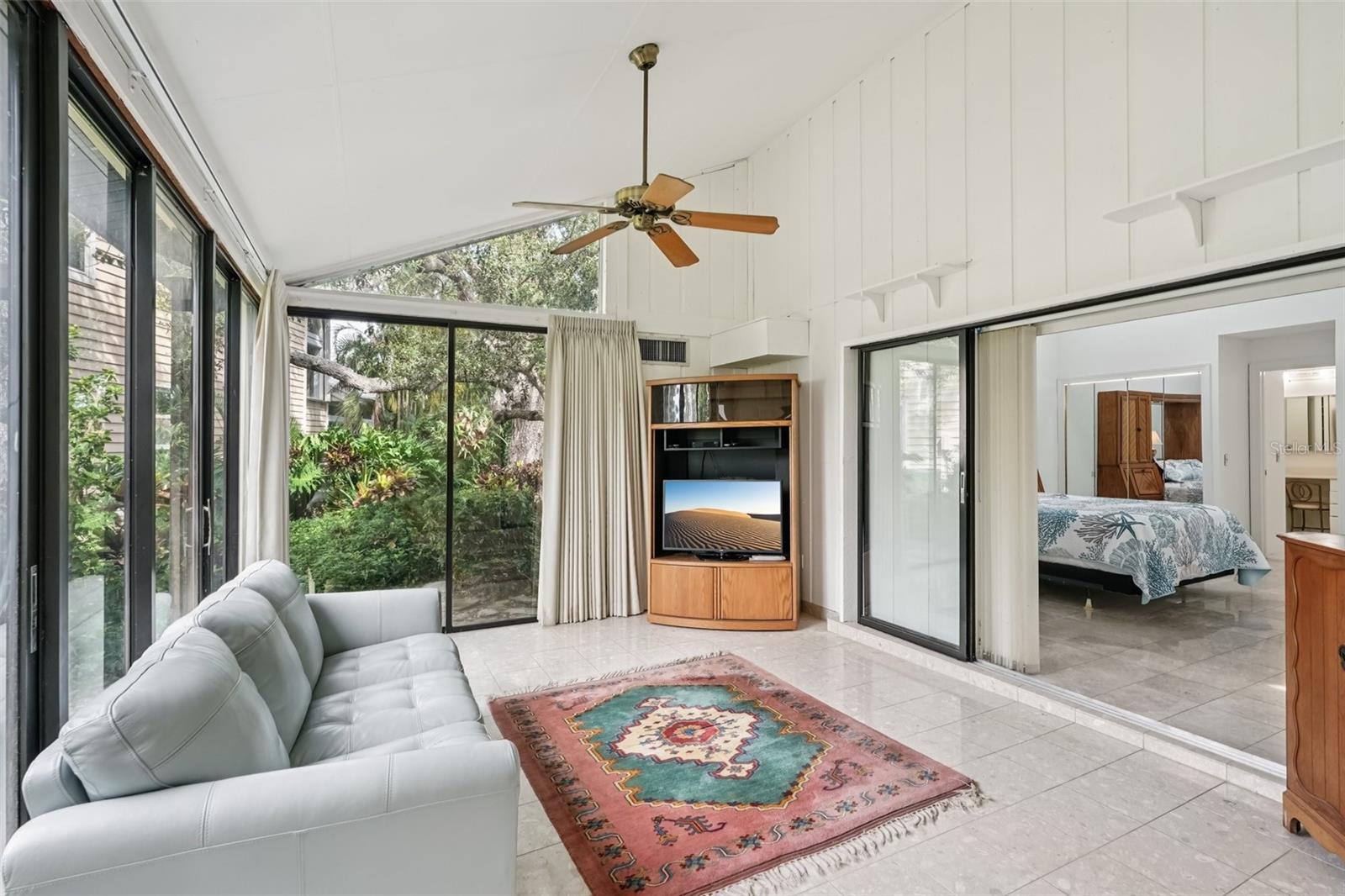 RIVER HARBOR WEST - Residential